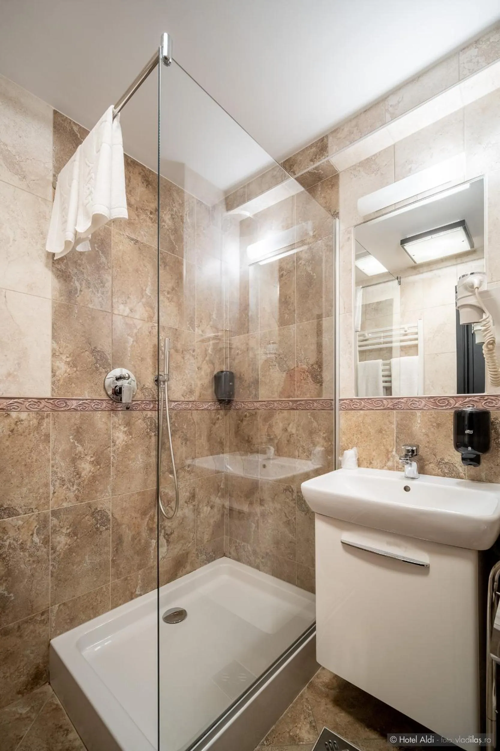 Bathroom in Hotel Aldi