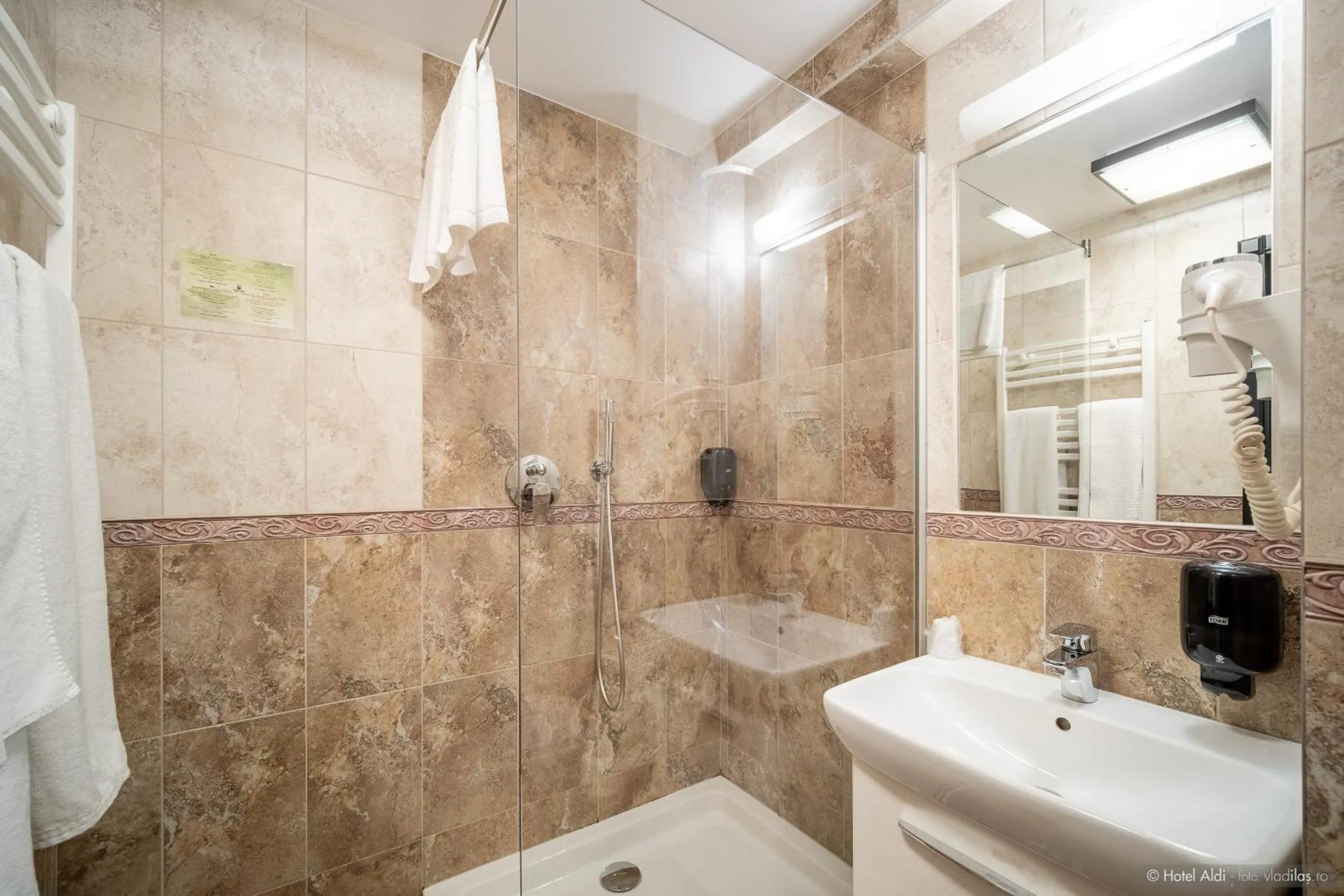 Bathroom in Hotel Aldi