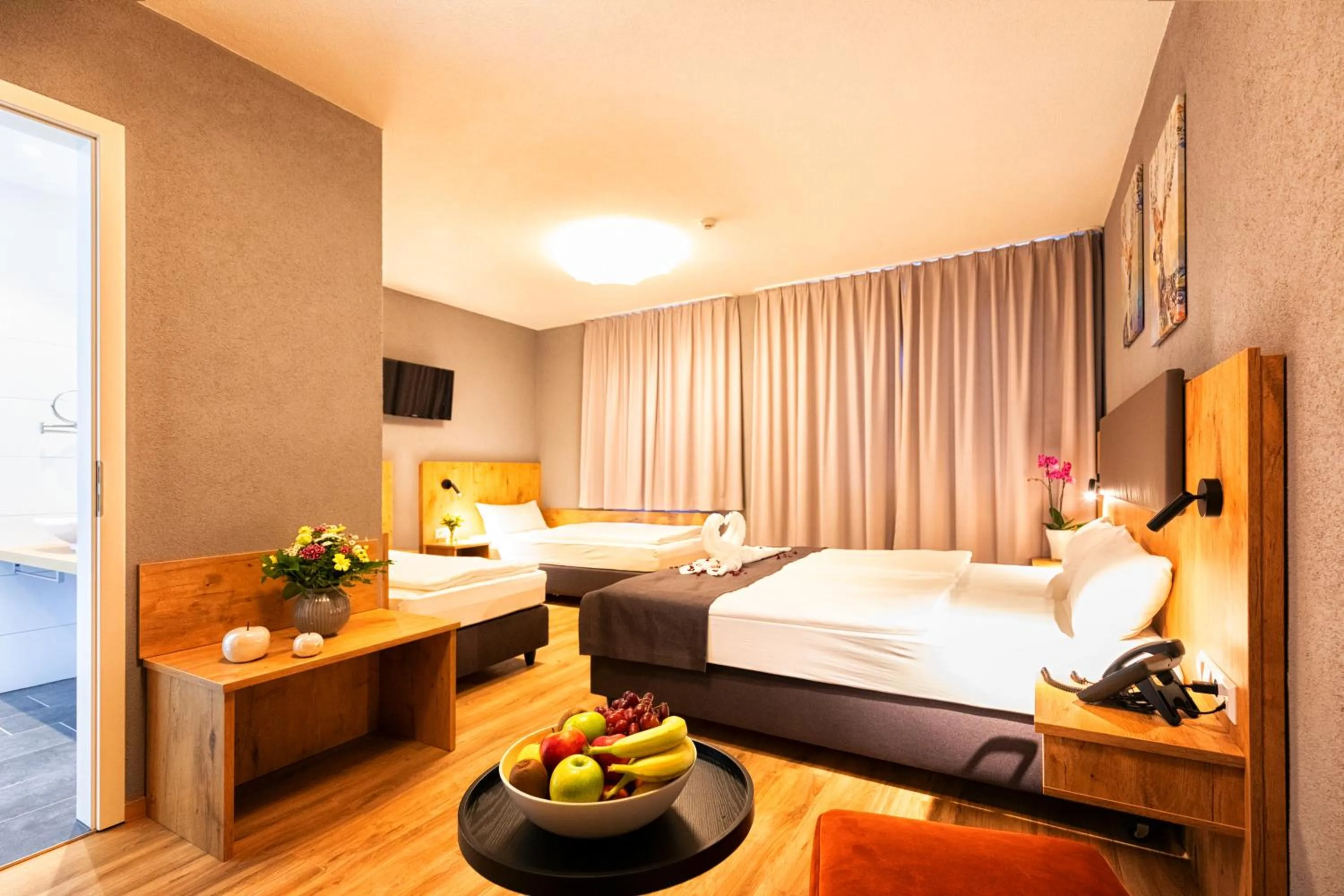 Photo of the whole room, Bed in Hotel La Mirabelle close to Europa Park