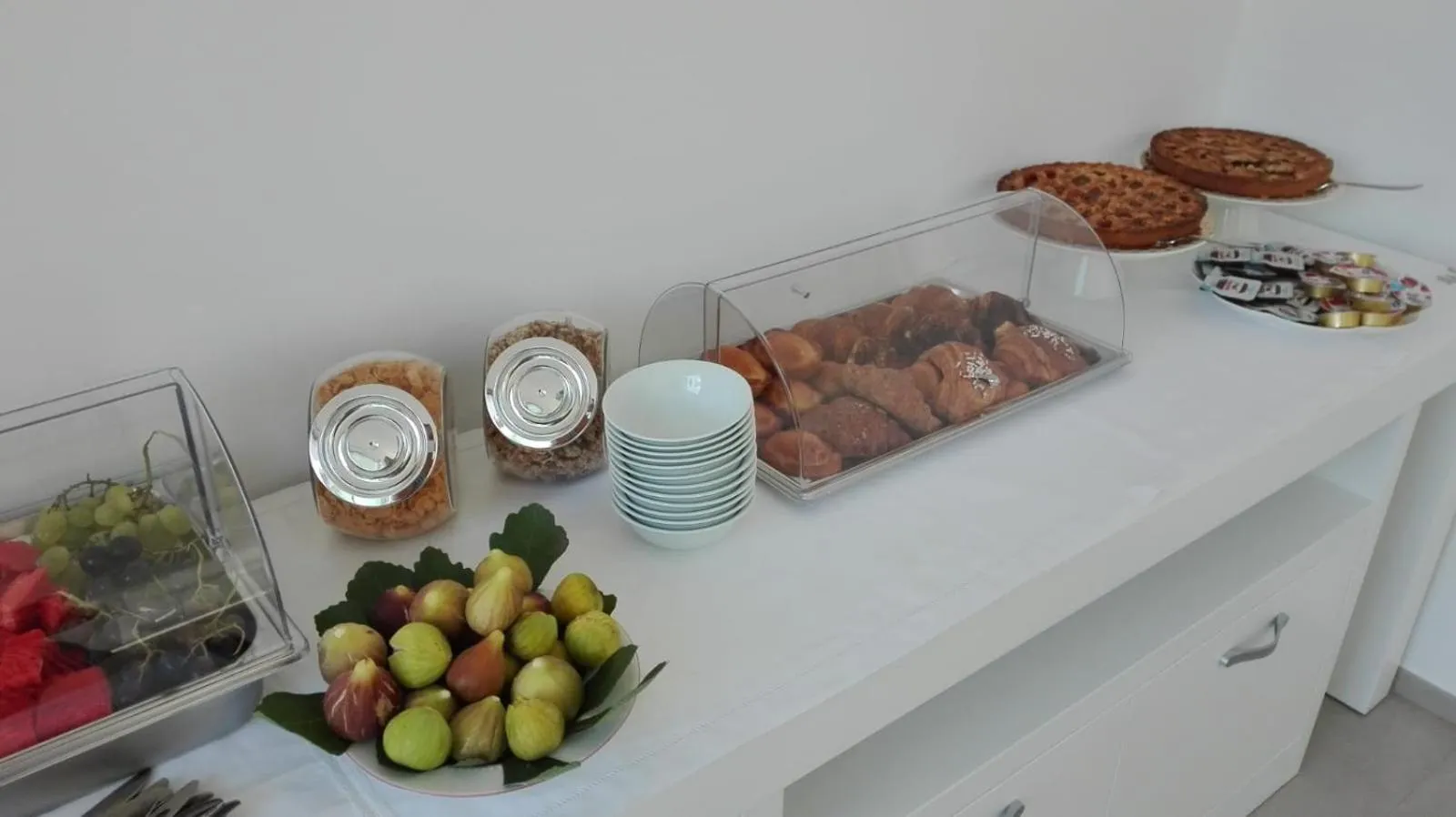 Buffet breakfast in B&B Rose