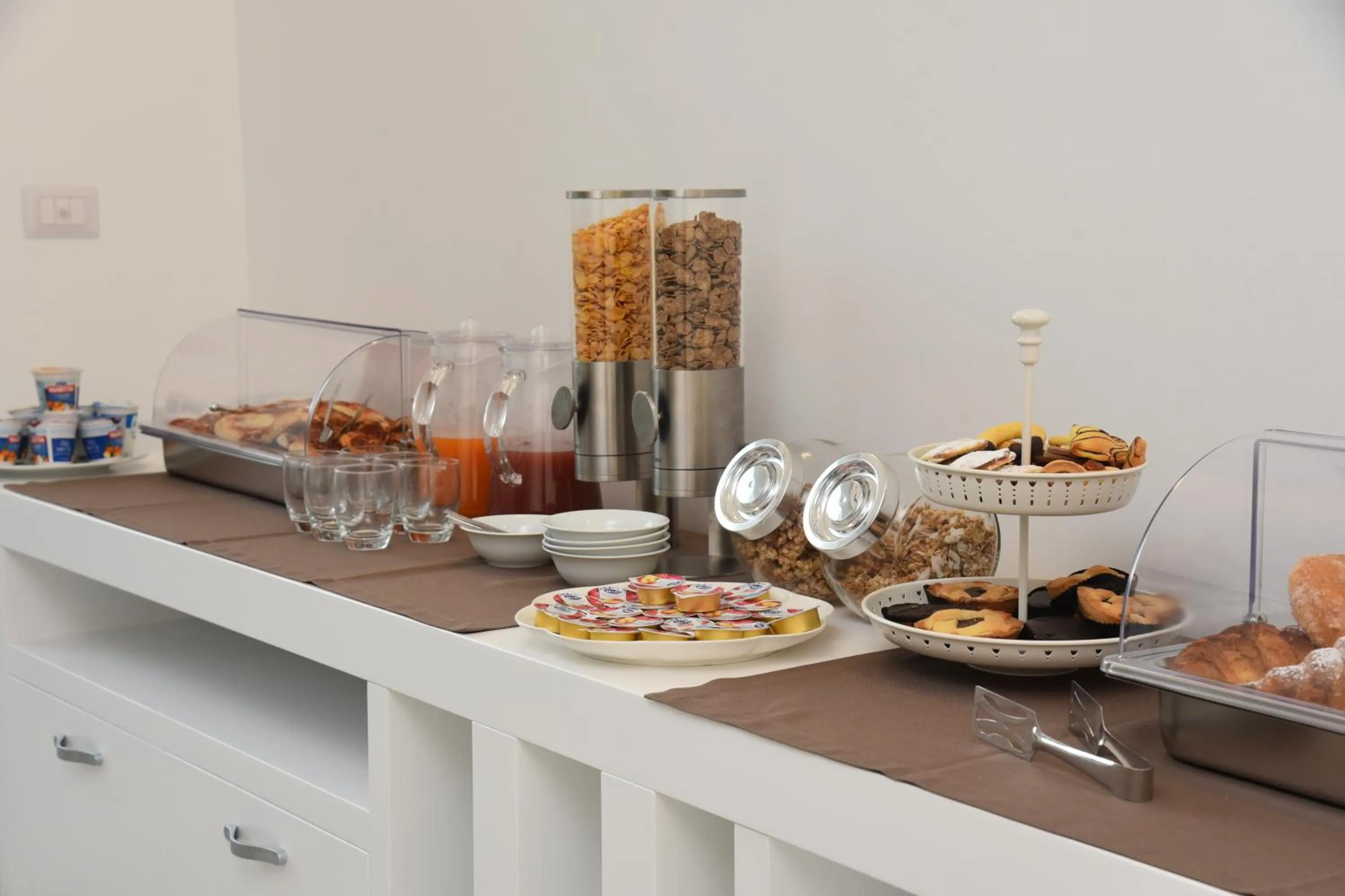 Buffet breakfast in B&B Rose