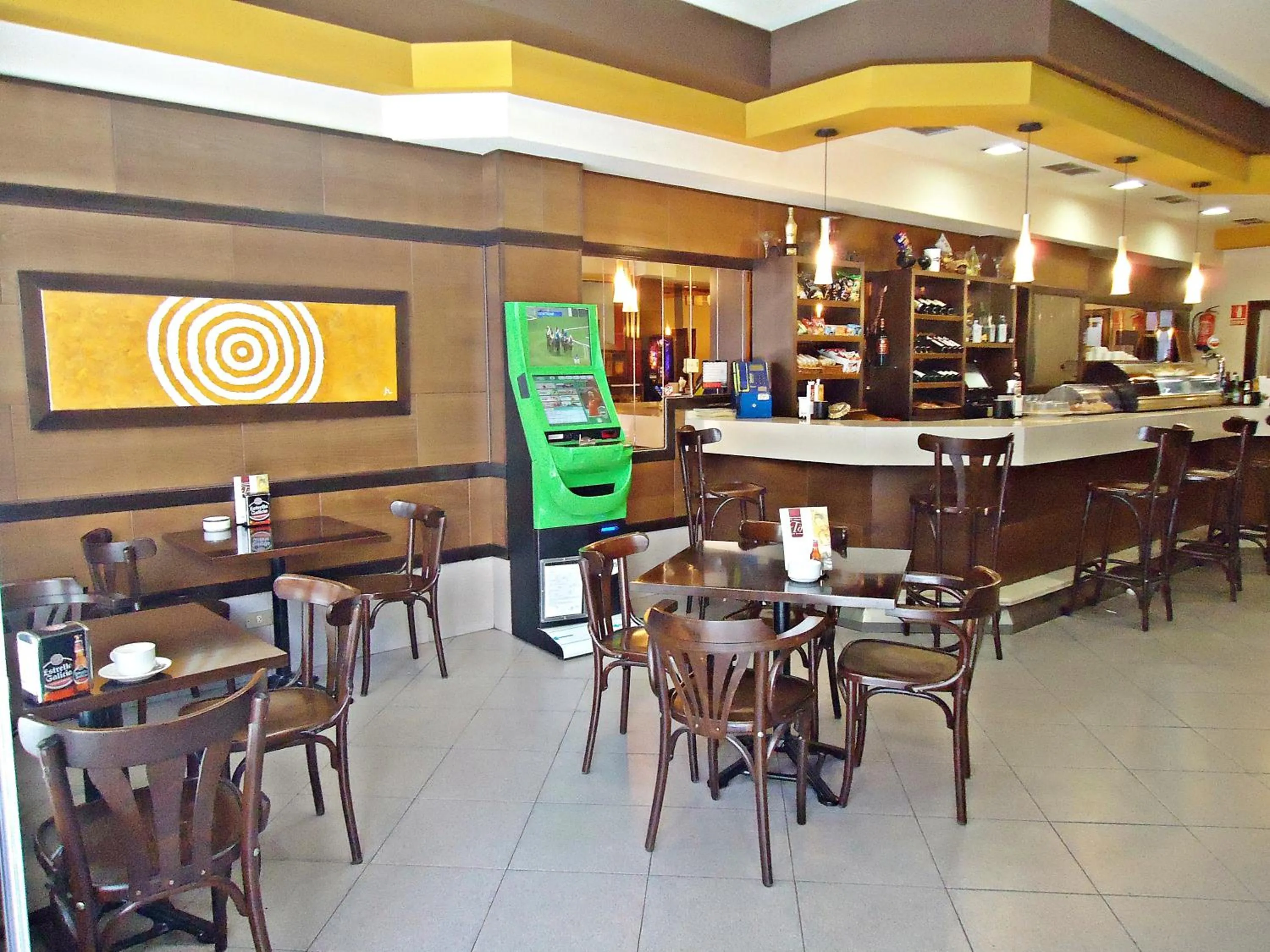 Restaurant/places to eat in Hotel Altiana