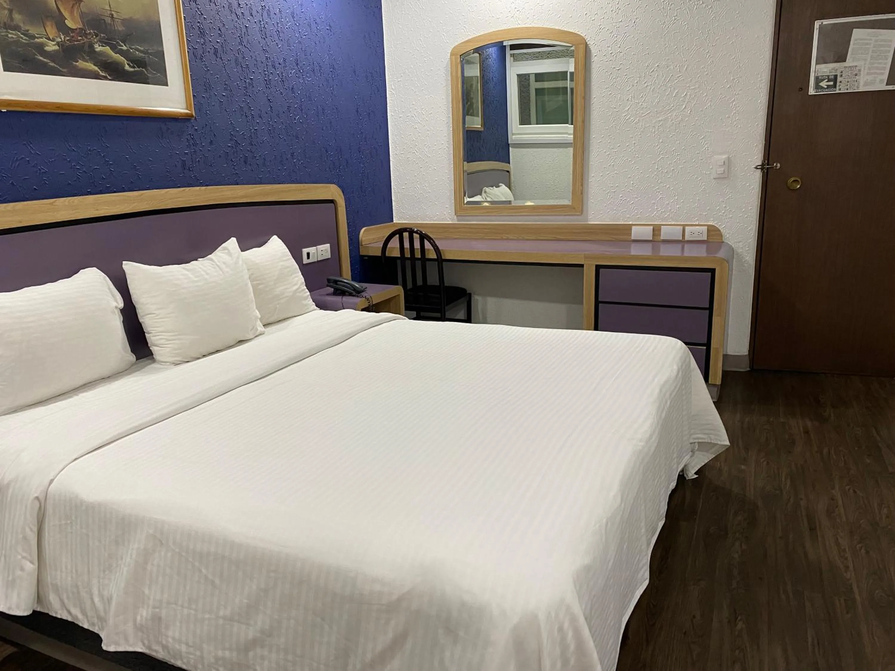 Photo of the whole room, Bed in Hotel Menara