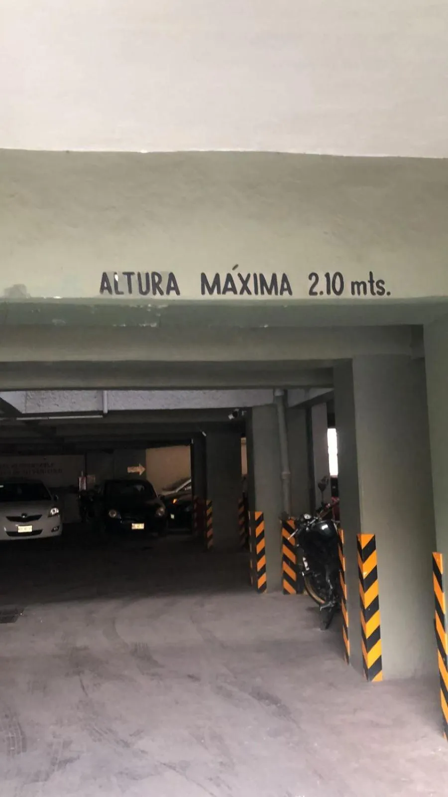 Parking in Hotel Menara