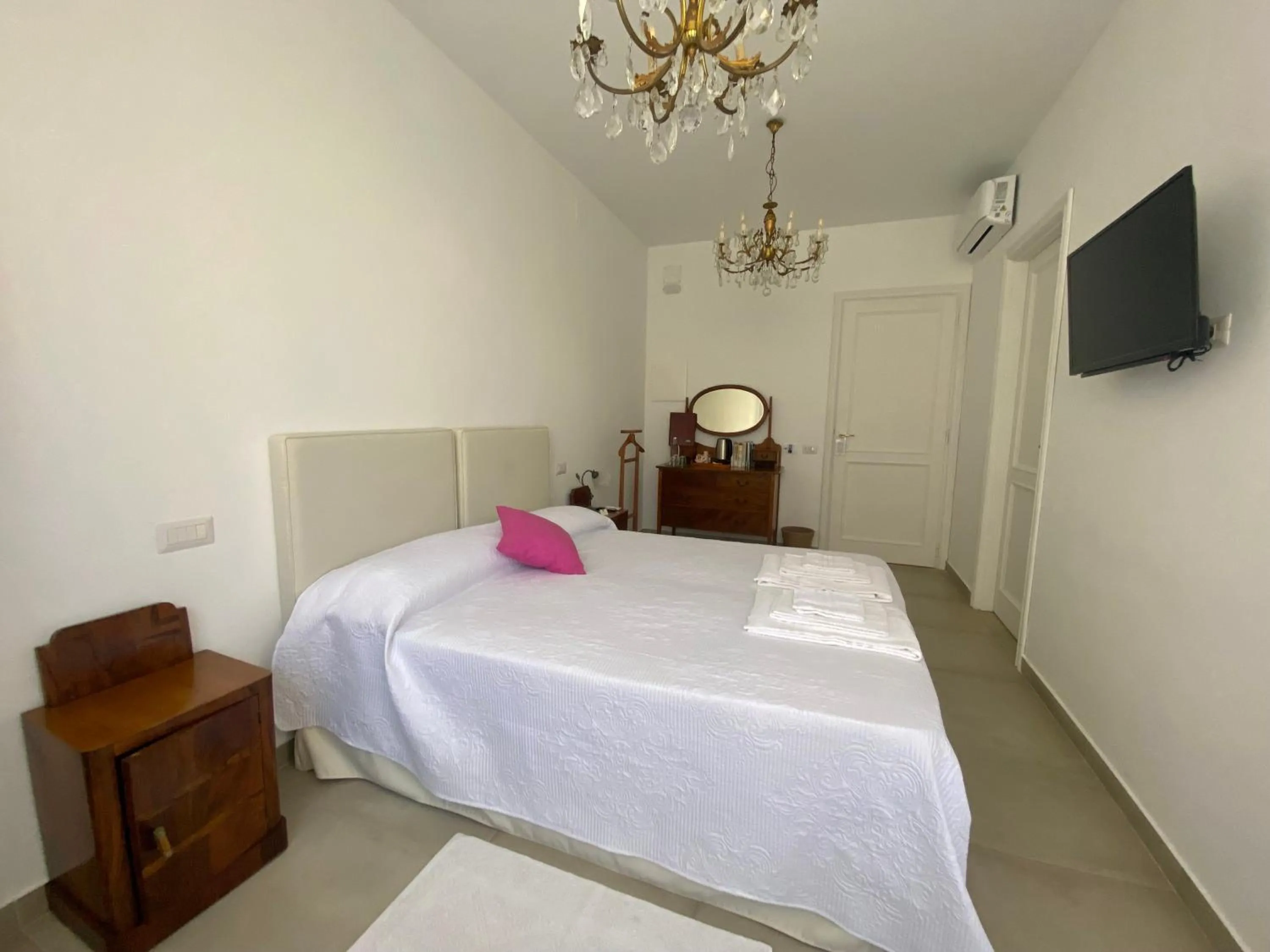 Bed in Locanda dei Buoni e Cattivi