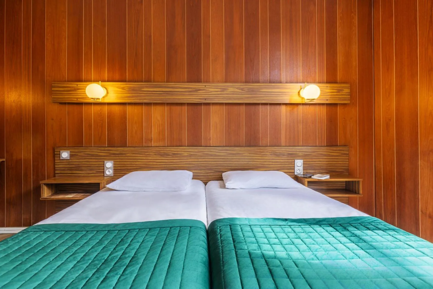 Bed in Hotel Bristol Metz Centre Gare