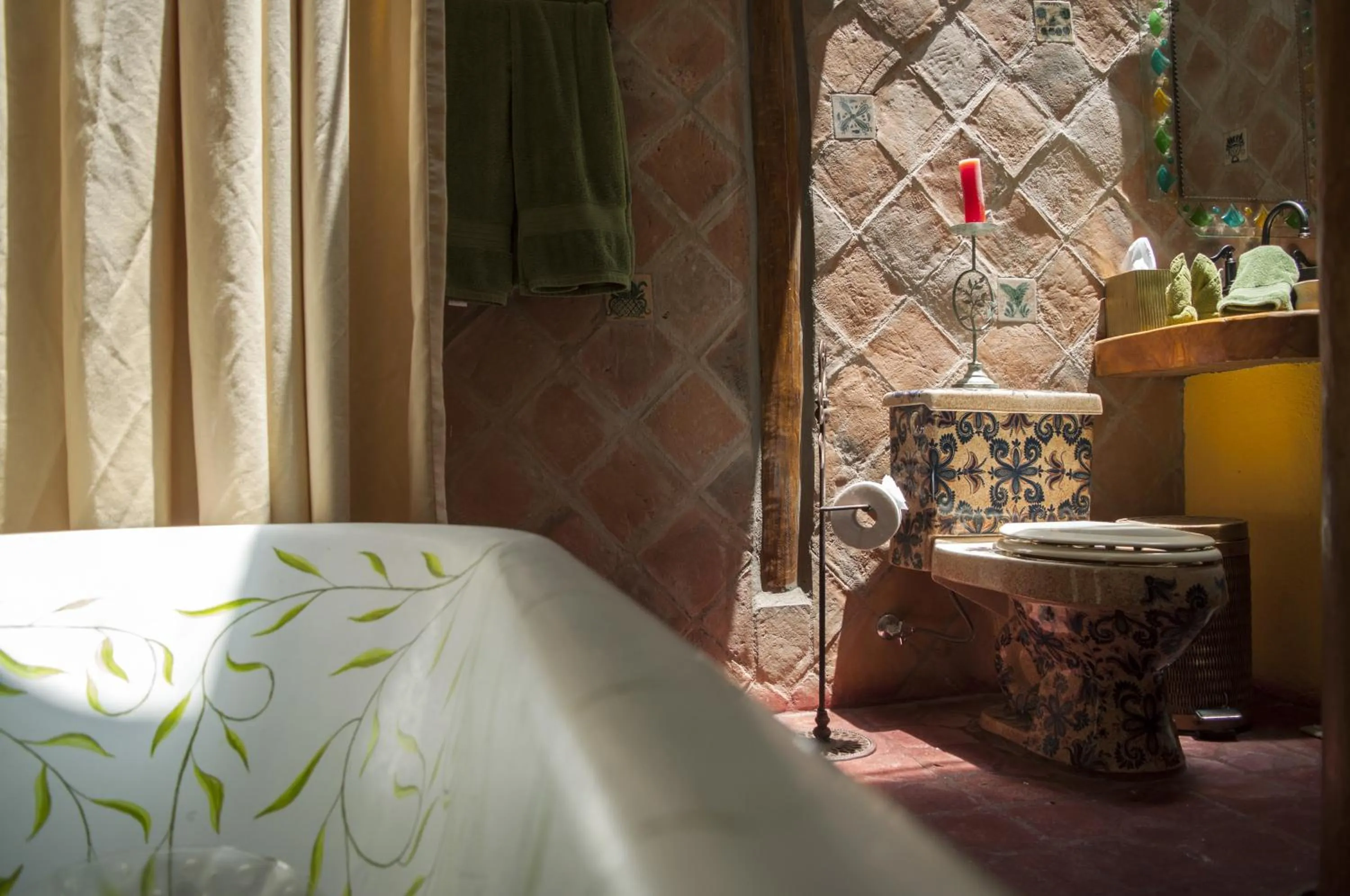 Bathroom, Bed in Hacienda Rumiloma