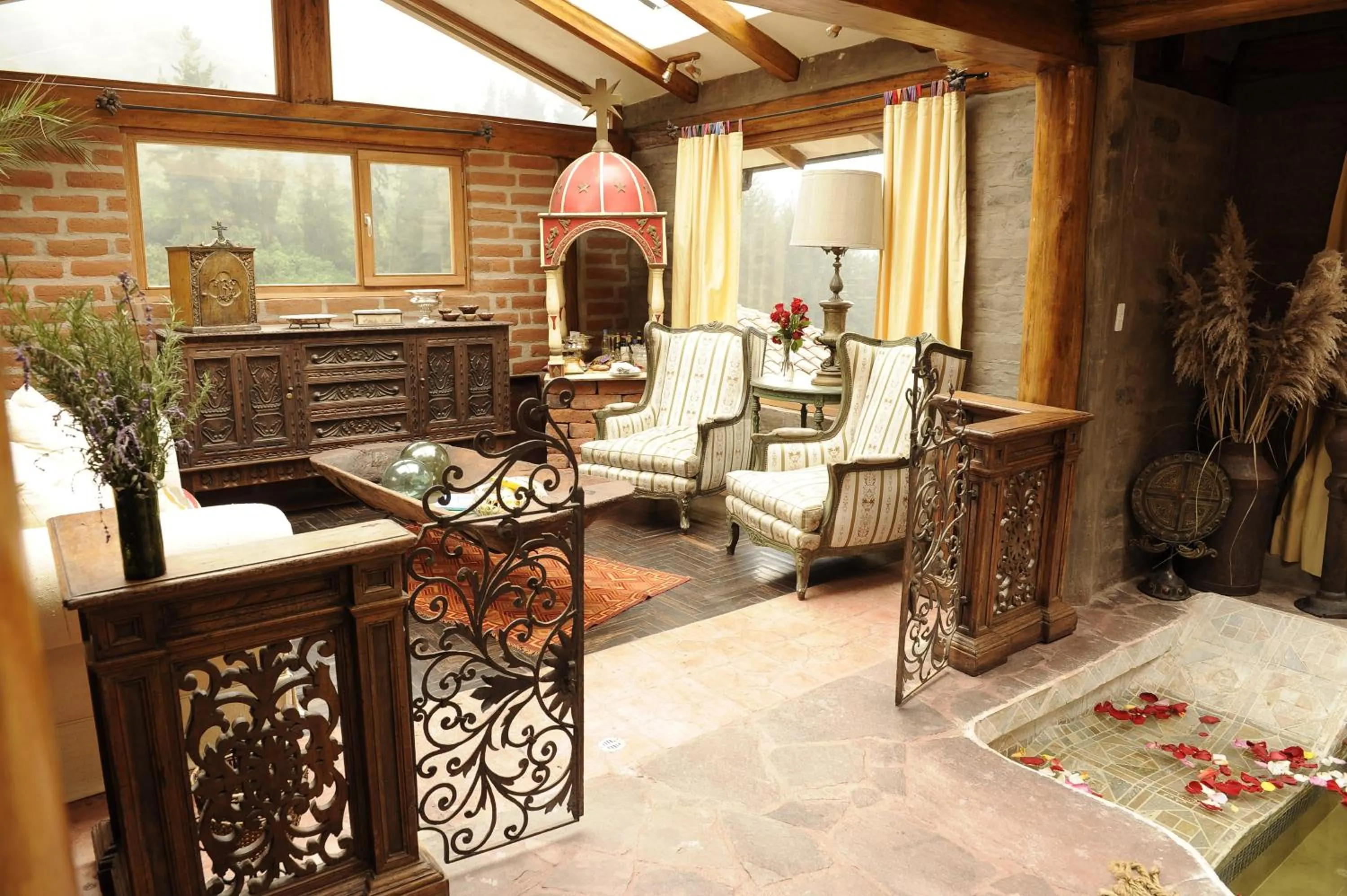 Living room in Hacienda Rumiloma