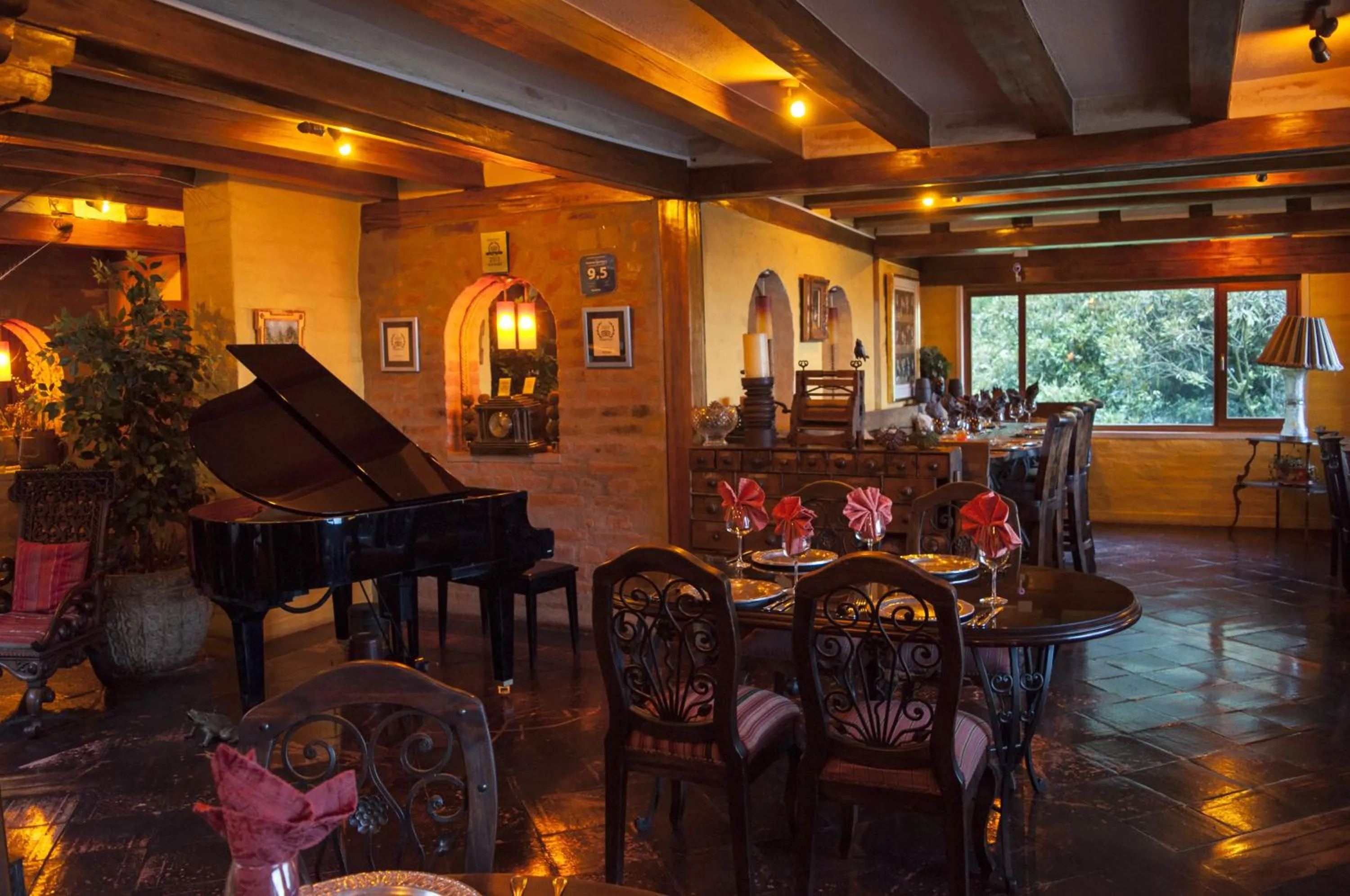 Dining area in Hacienda Rumiloma