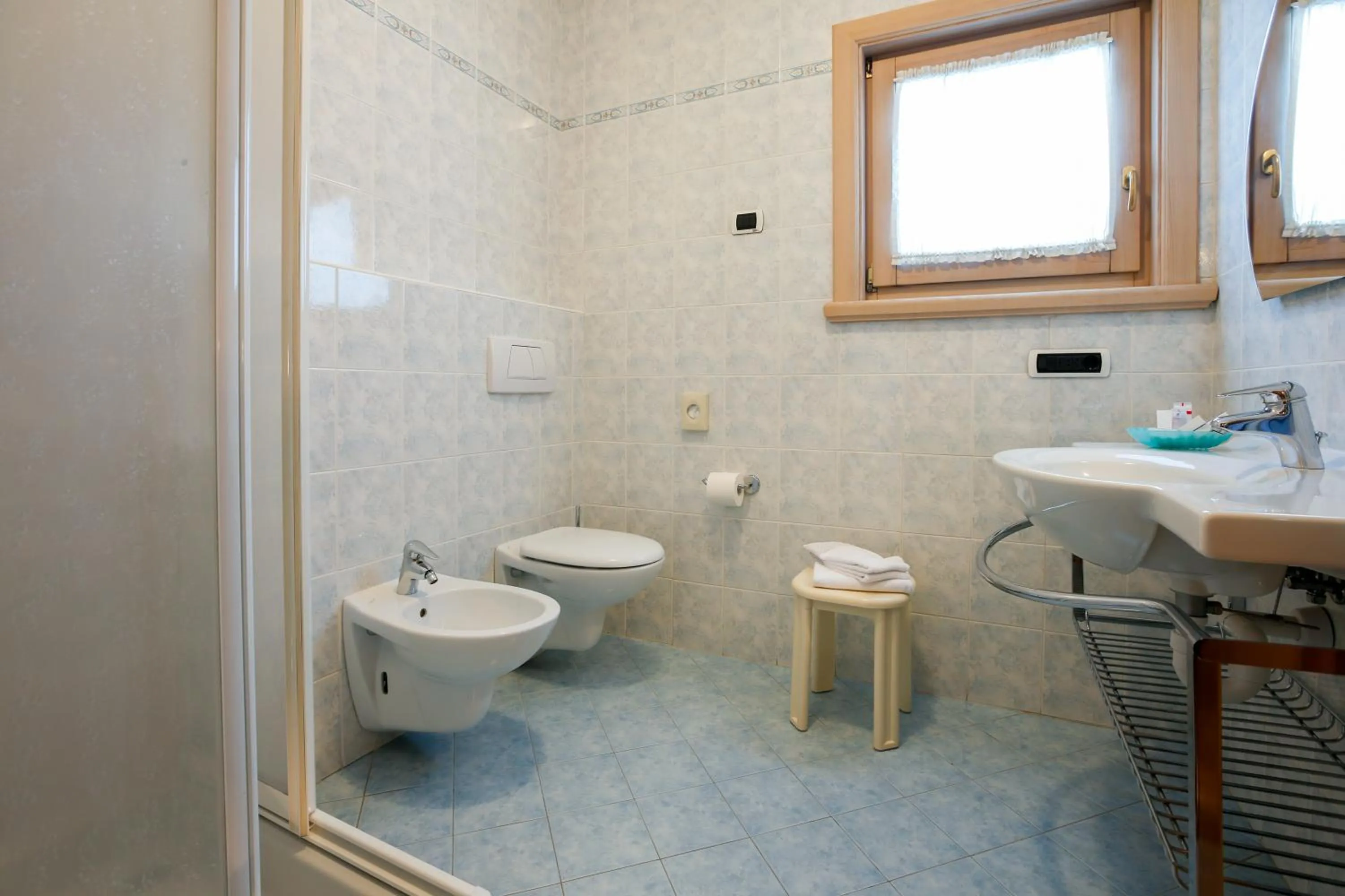Toilet, Bathroom in Hotel "La Suisse"