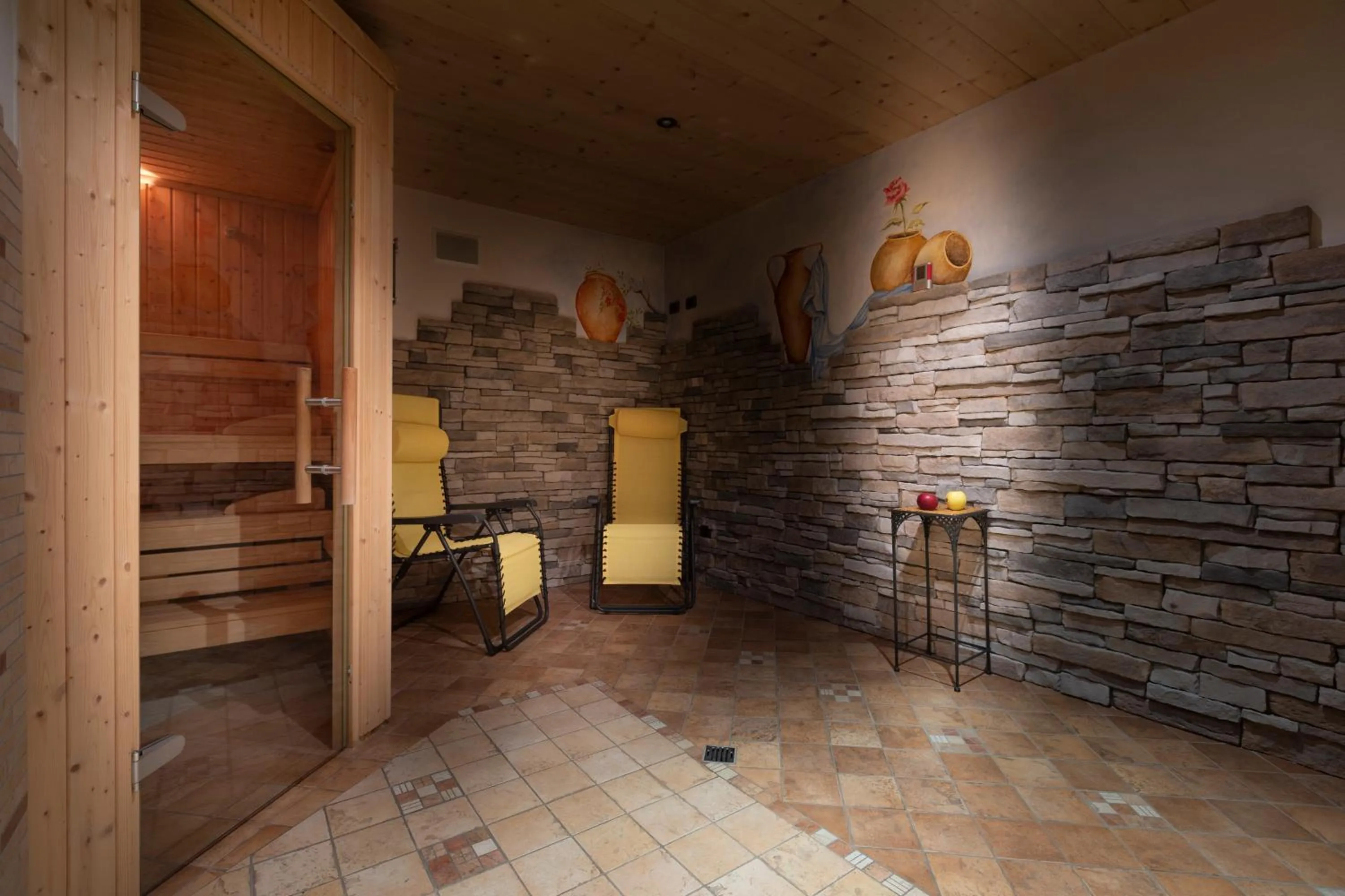 Sauna in Hotel "La Suisse"
