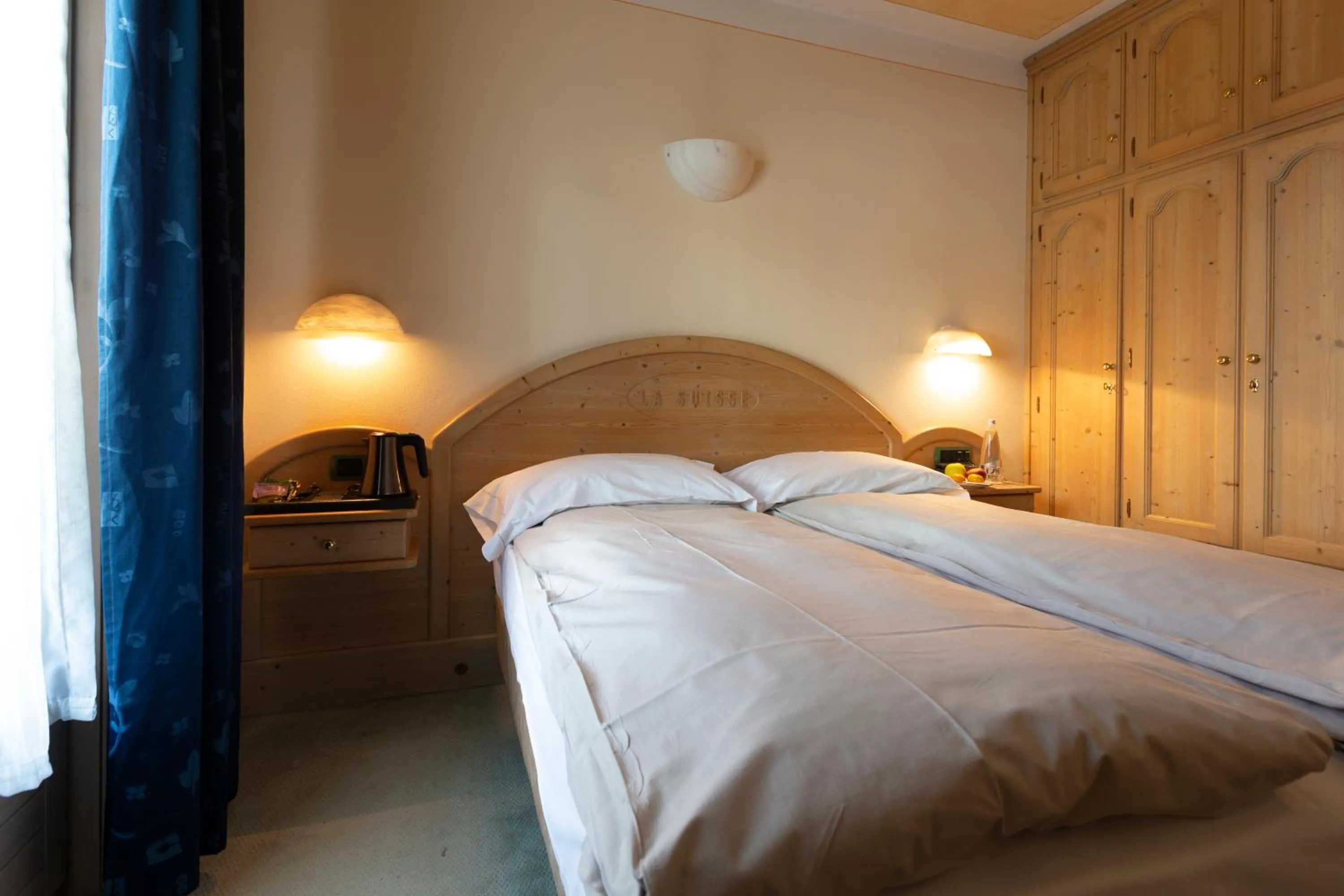 Bed in Hotel "La Suisse"