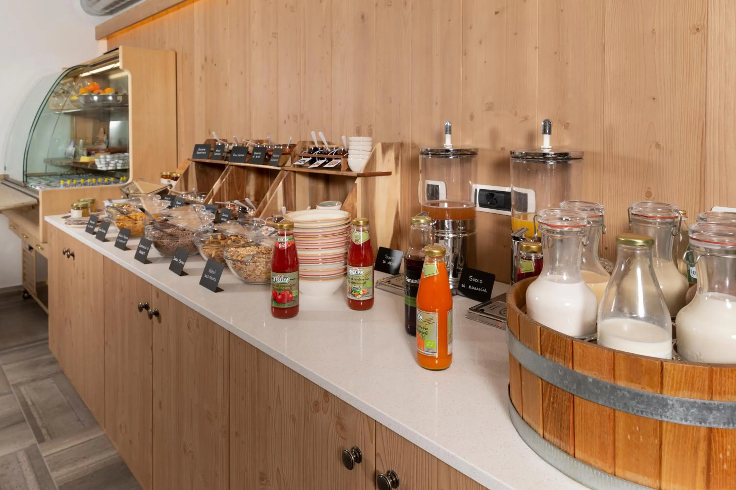 Breakfast in Hotel "La Suisse"