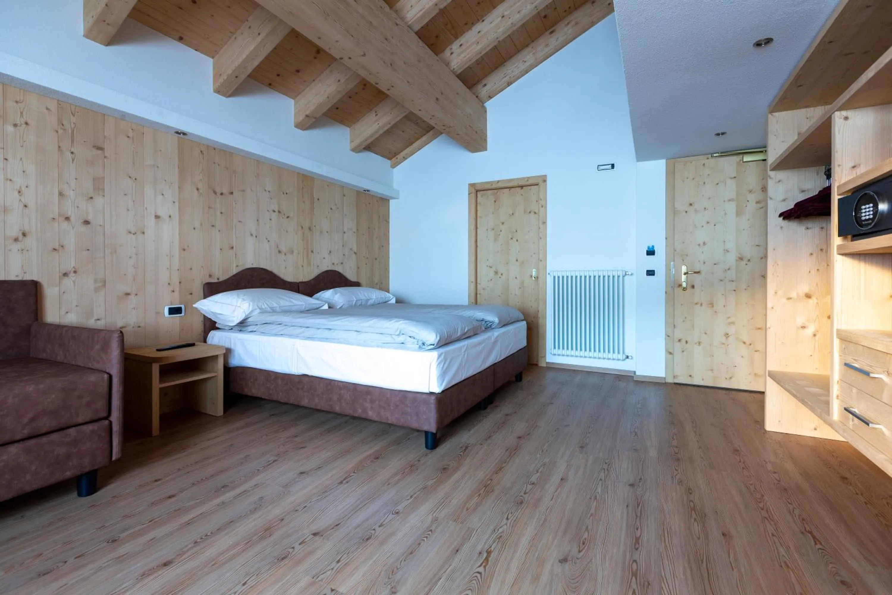 Bed in Hotel "La Suisse"