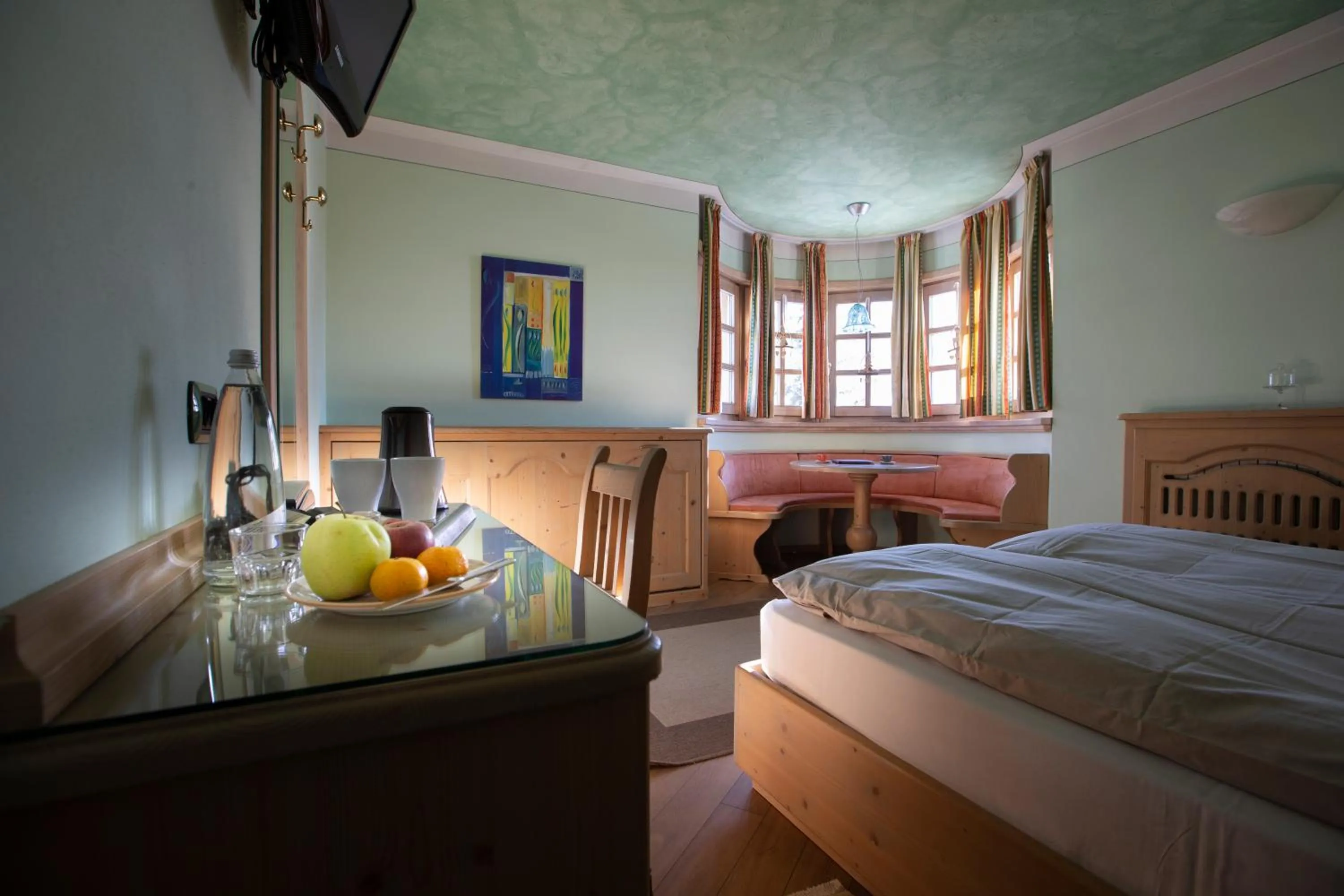 Photo of the whole room in Hotel "La Suisse"