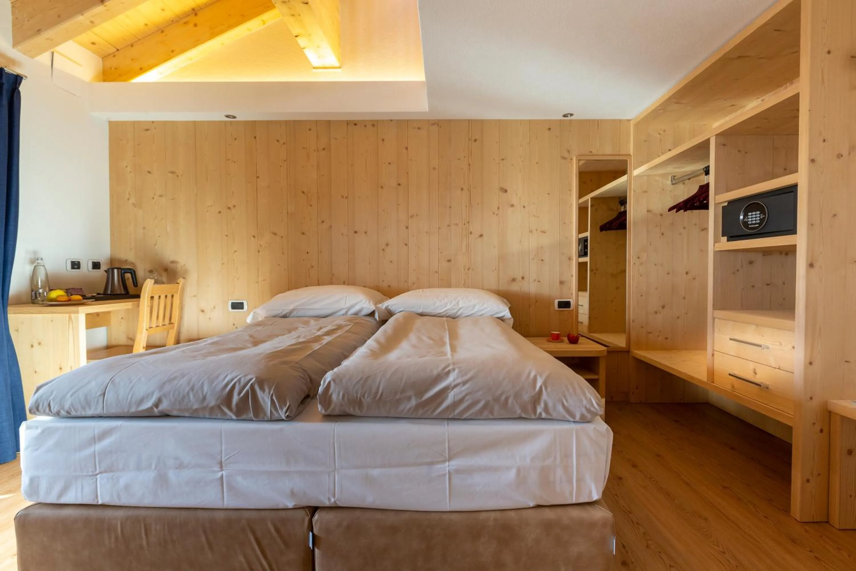 Bed in Hotel "La Suisse"