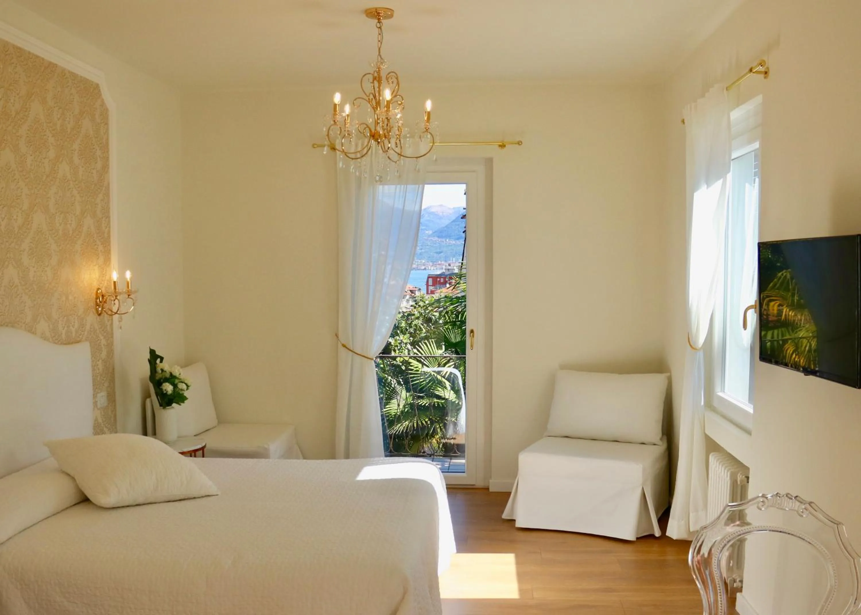 Bed in Hotel Du Parc