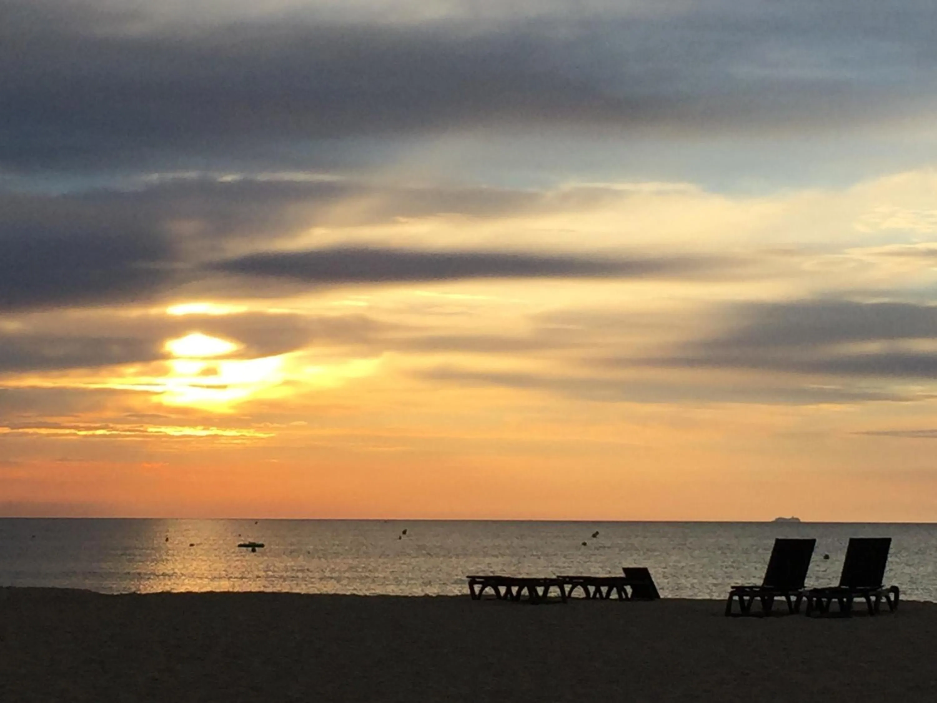 Beach in B&B Les Grillons