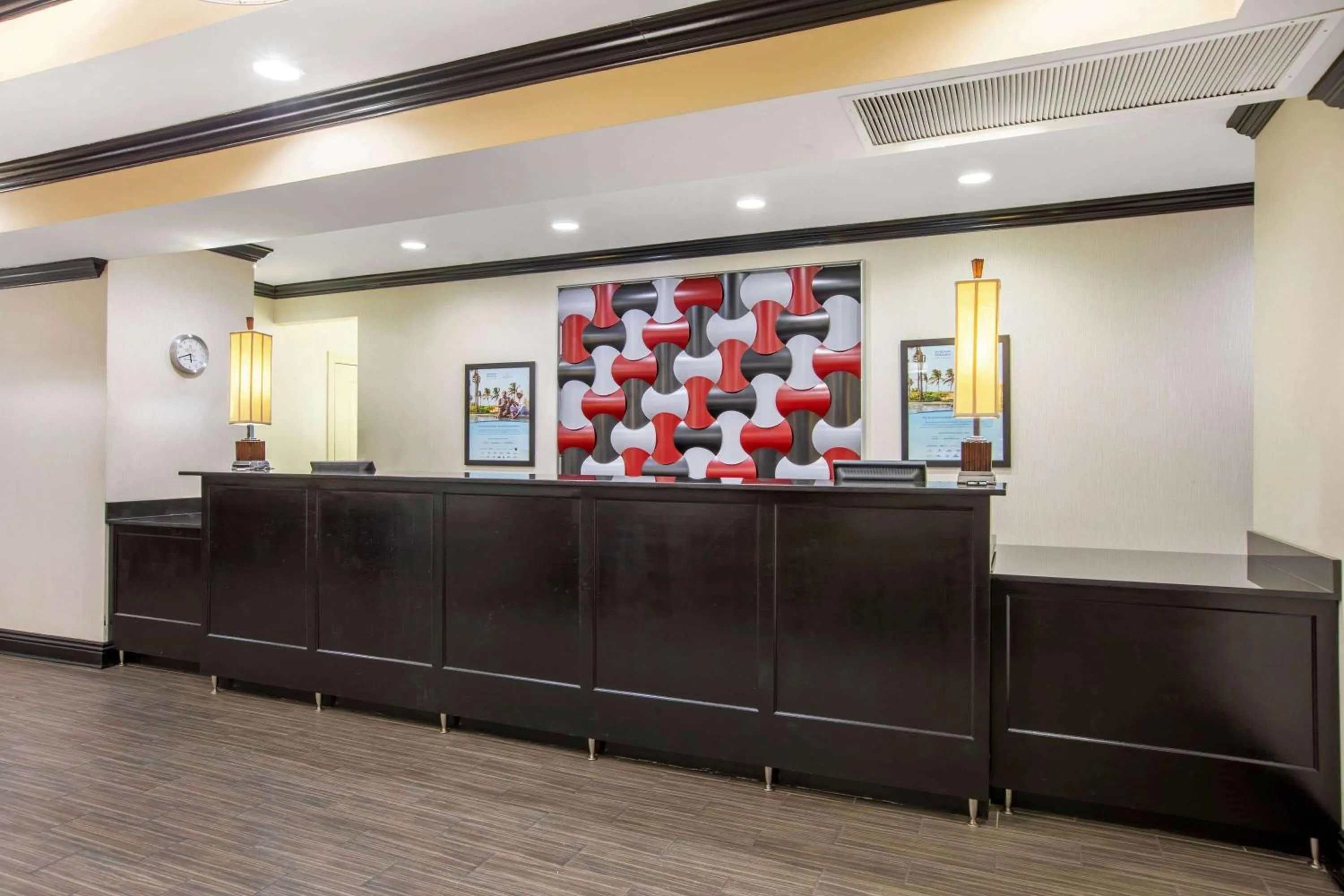Lobby or reception in La Quinta by Wyndham Conway