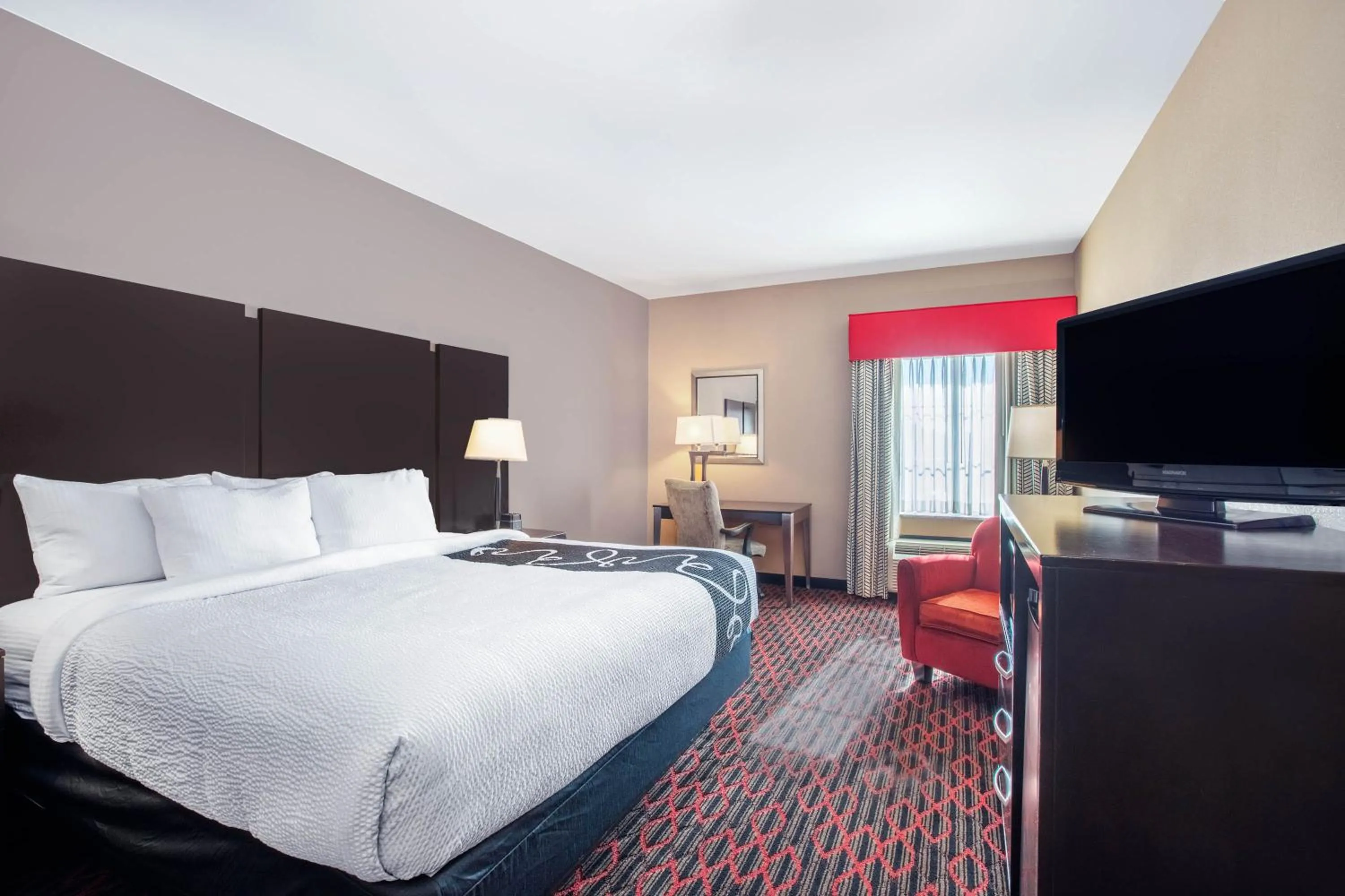 Bedroom, Bed in La Quinta by Wyndham Conway