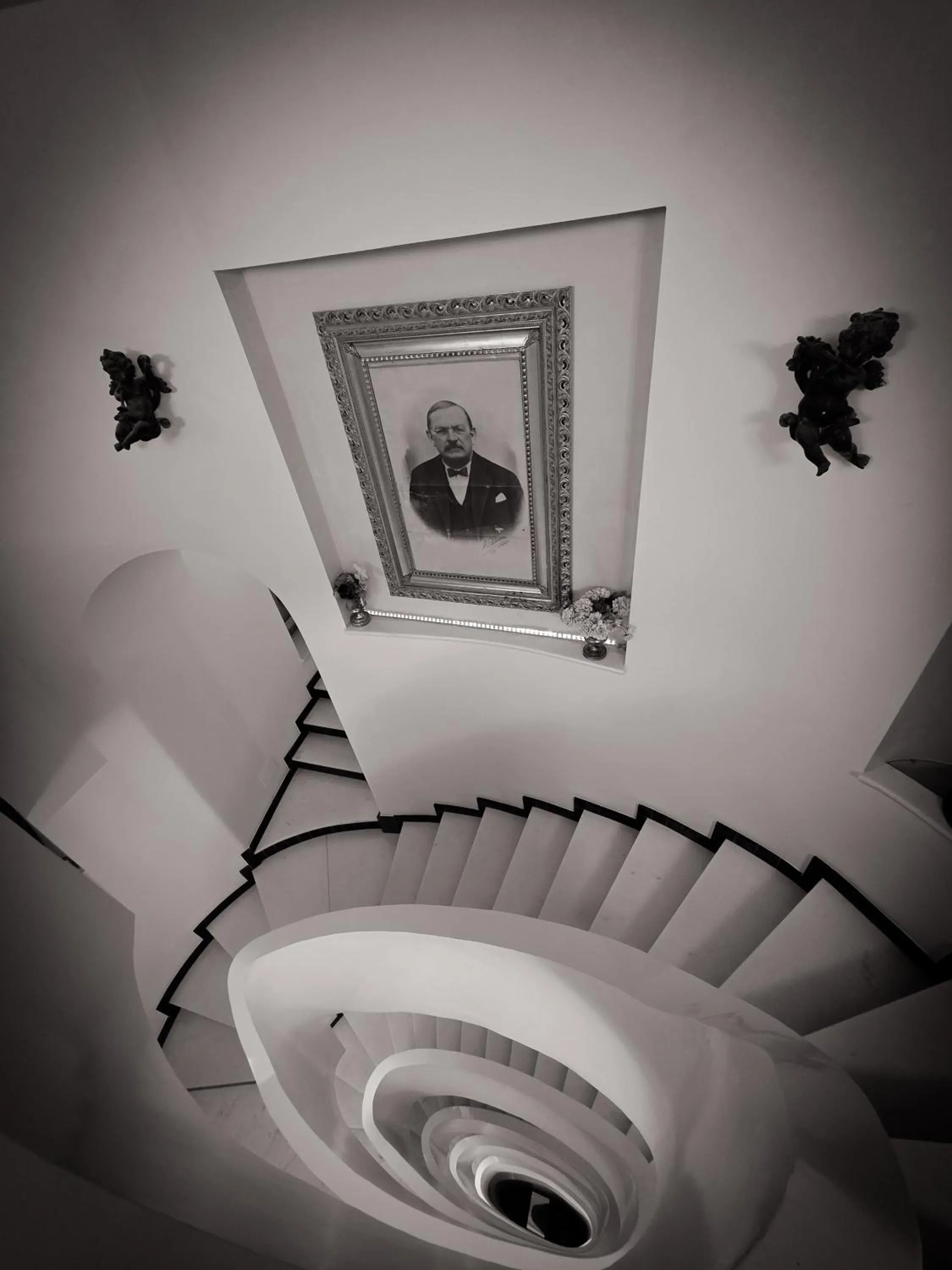 Property building in Hotel Bonadies