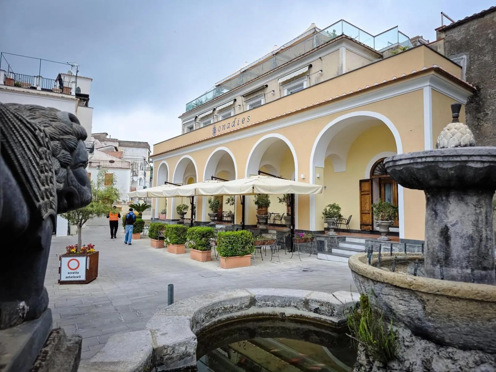 Property building in Hotel Bonadies