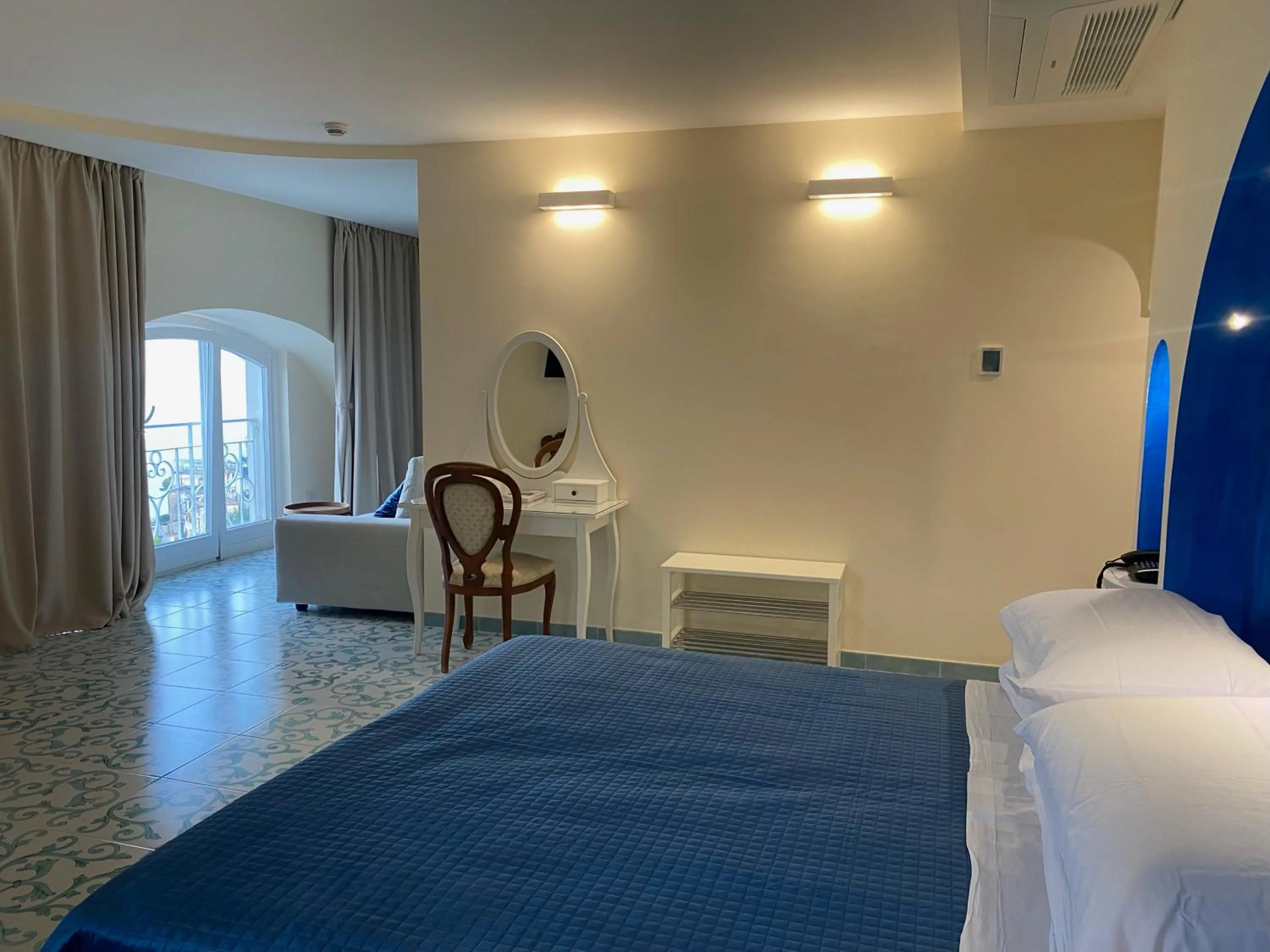 People, Bed in Hotel Bonadies