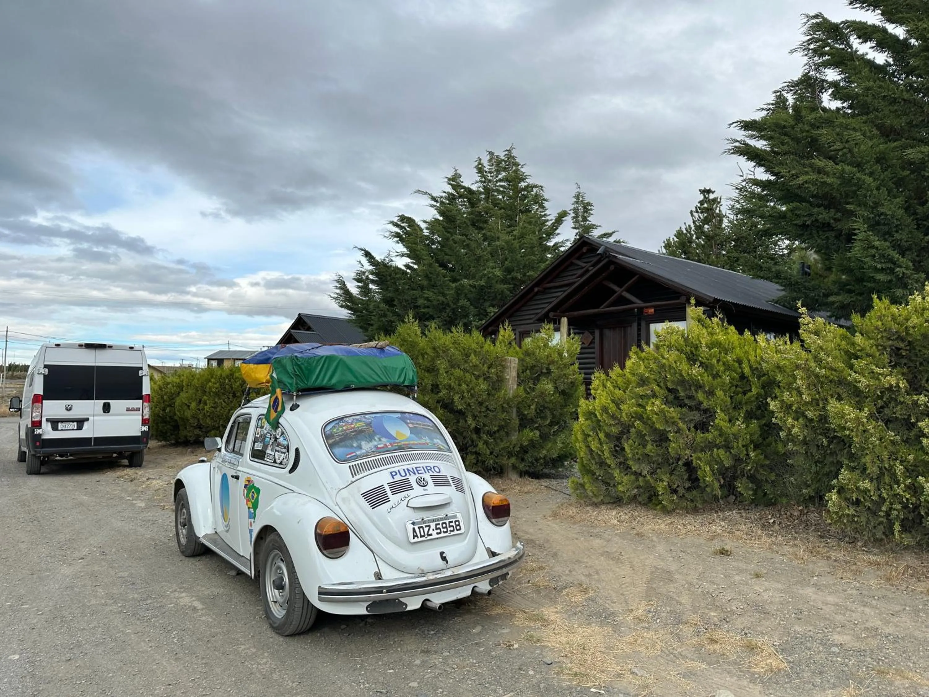Parking in Paraiso Patagónico Bungalows and Aparts