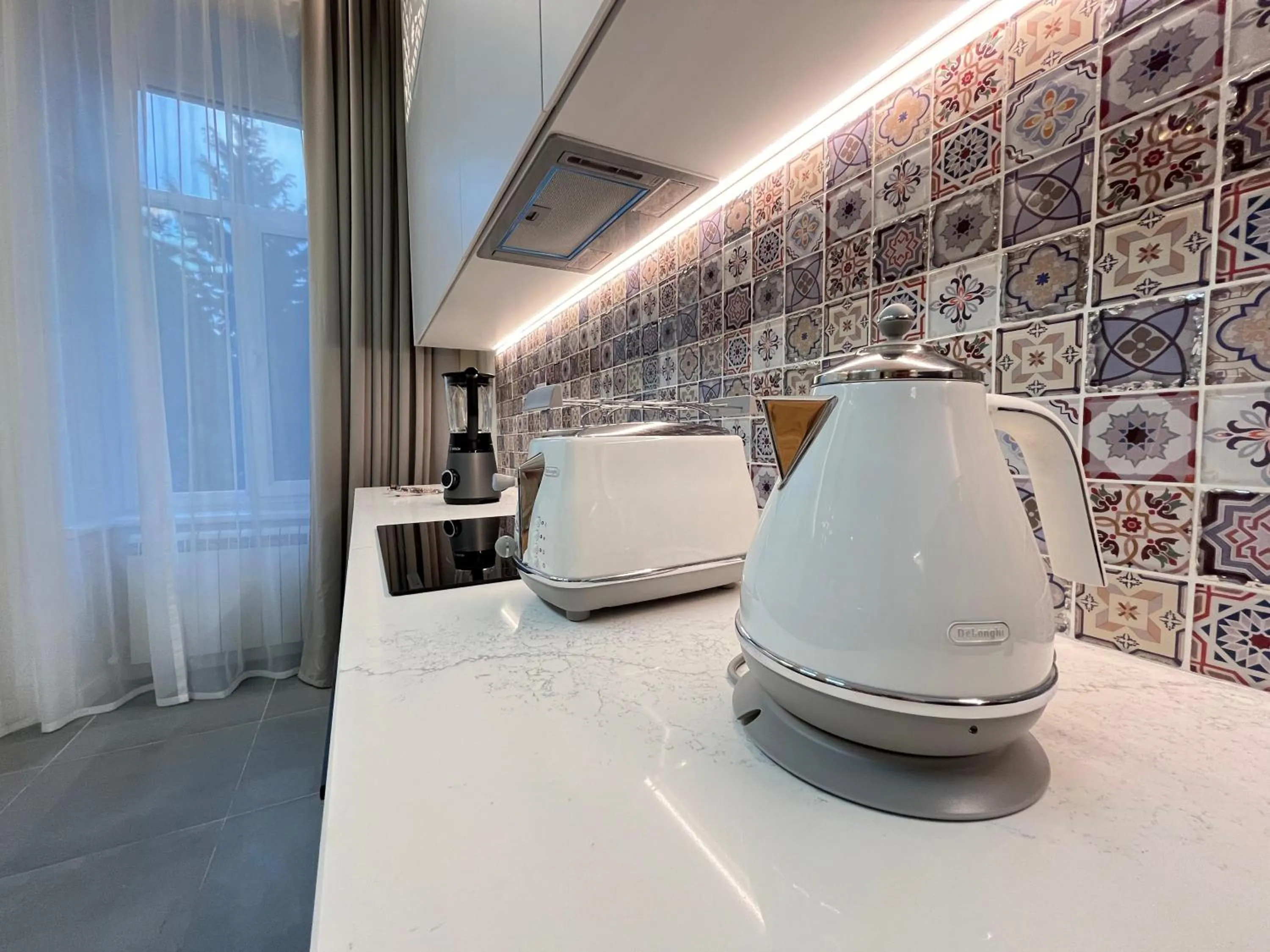 Coffee/tea facilities in Paskunji Residence