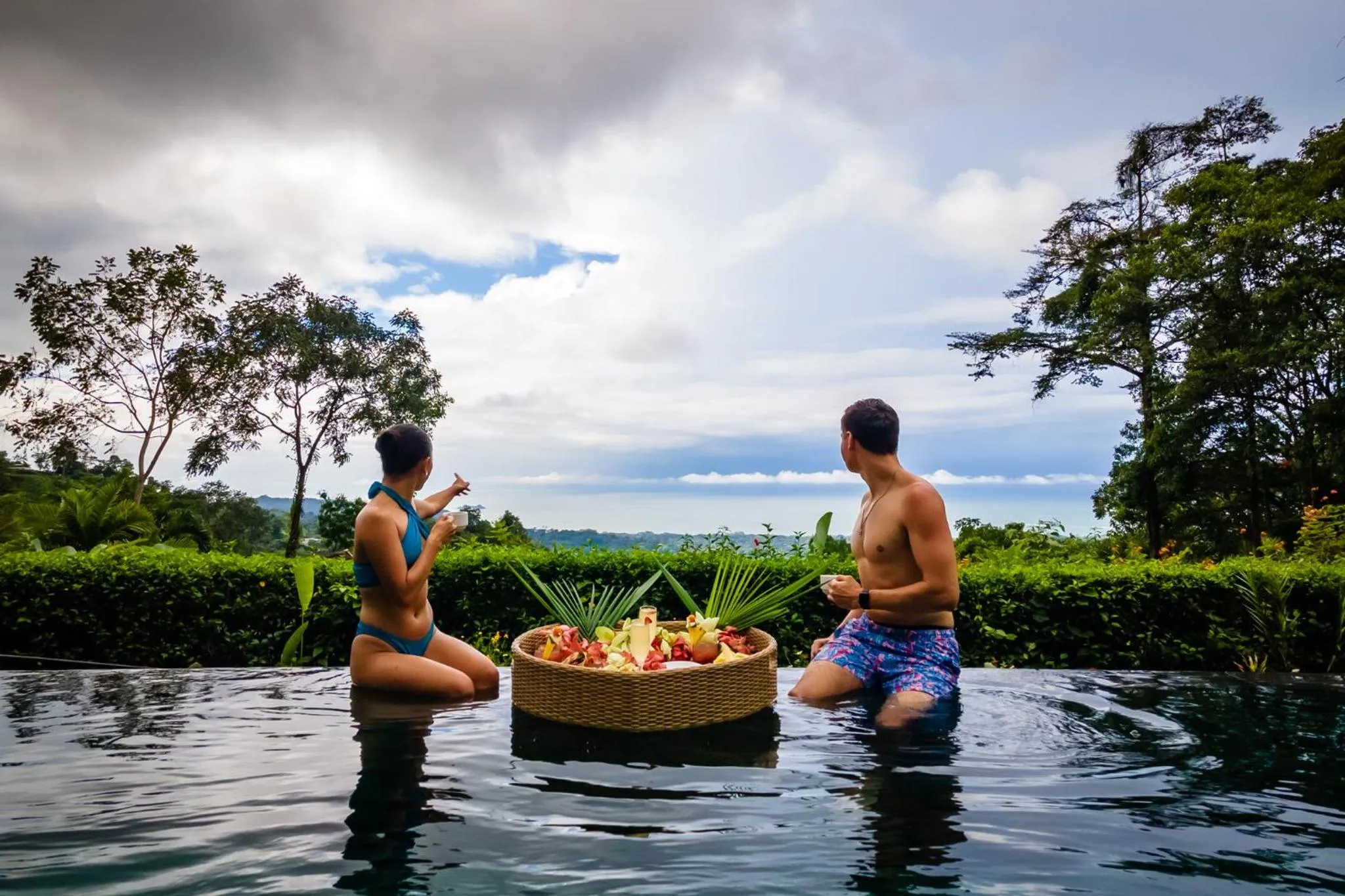 Food and drinks in Oxygen Jungle Villas & Spa