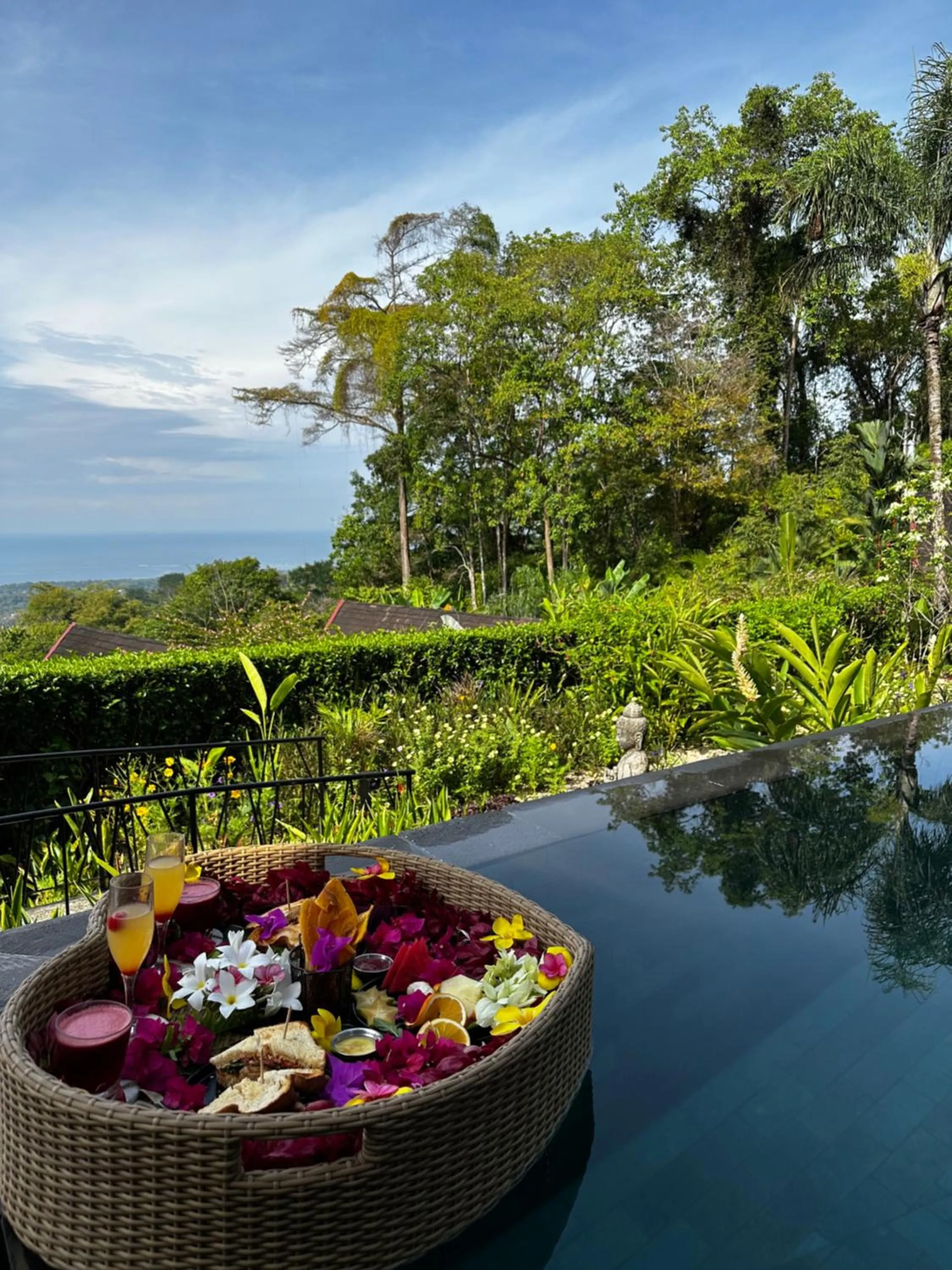 Swimming pool in Oxygen Jungle Villas & Spa