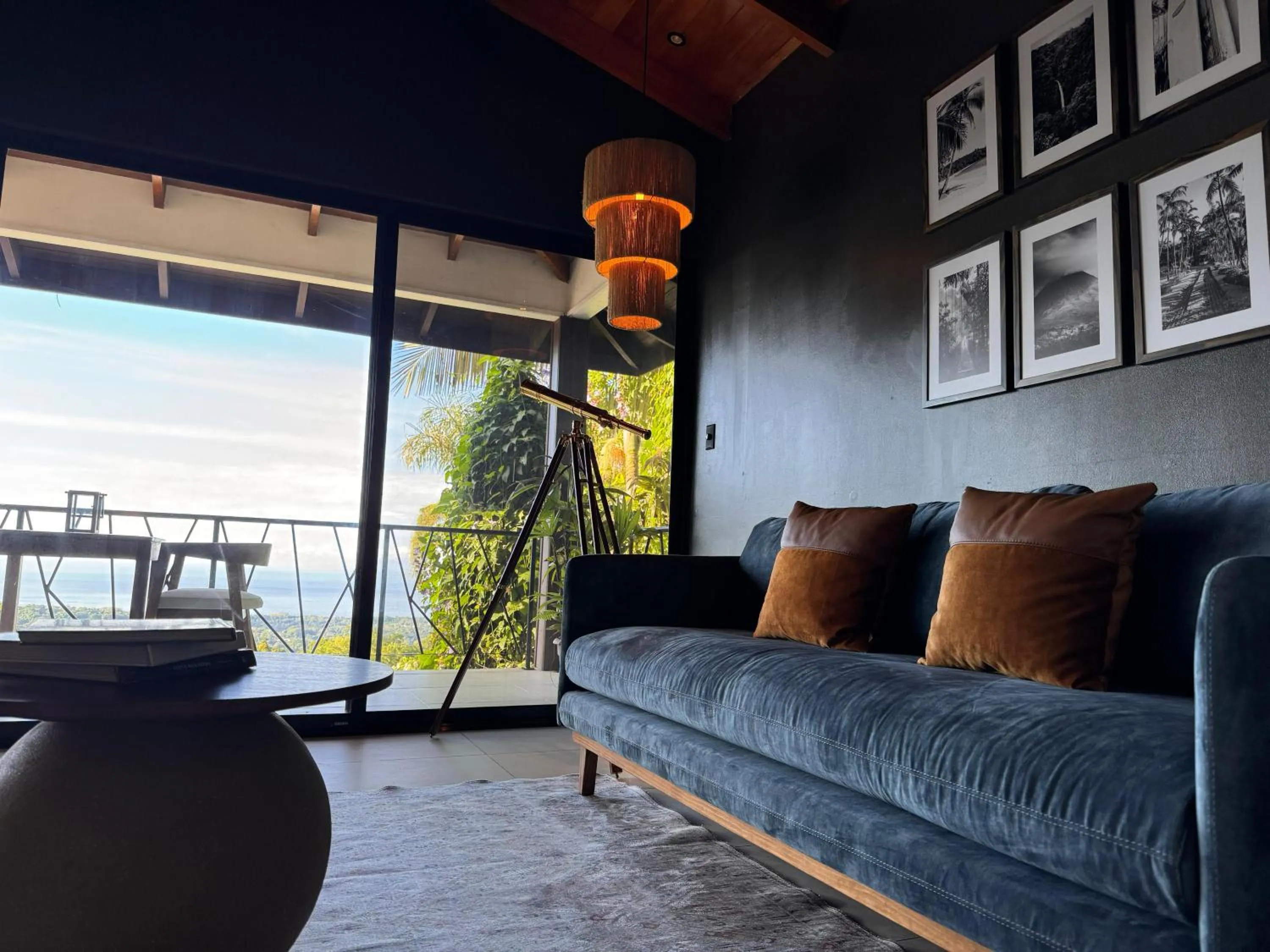 Seating area in Oxygen Jungle Villas & Spa