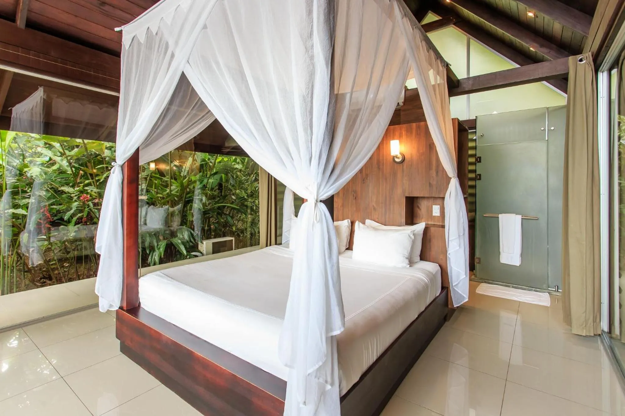 Bedroom, Bed in Oxygen Jungle Villas & Spa