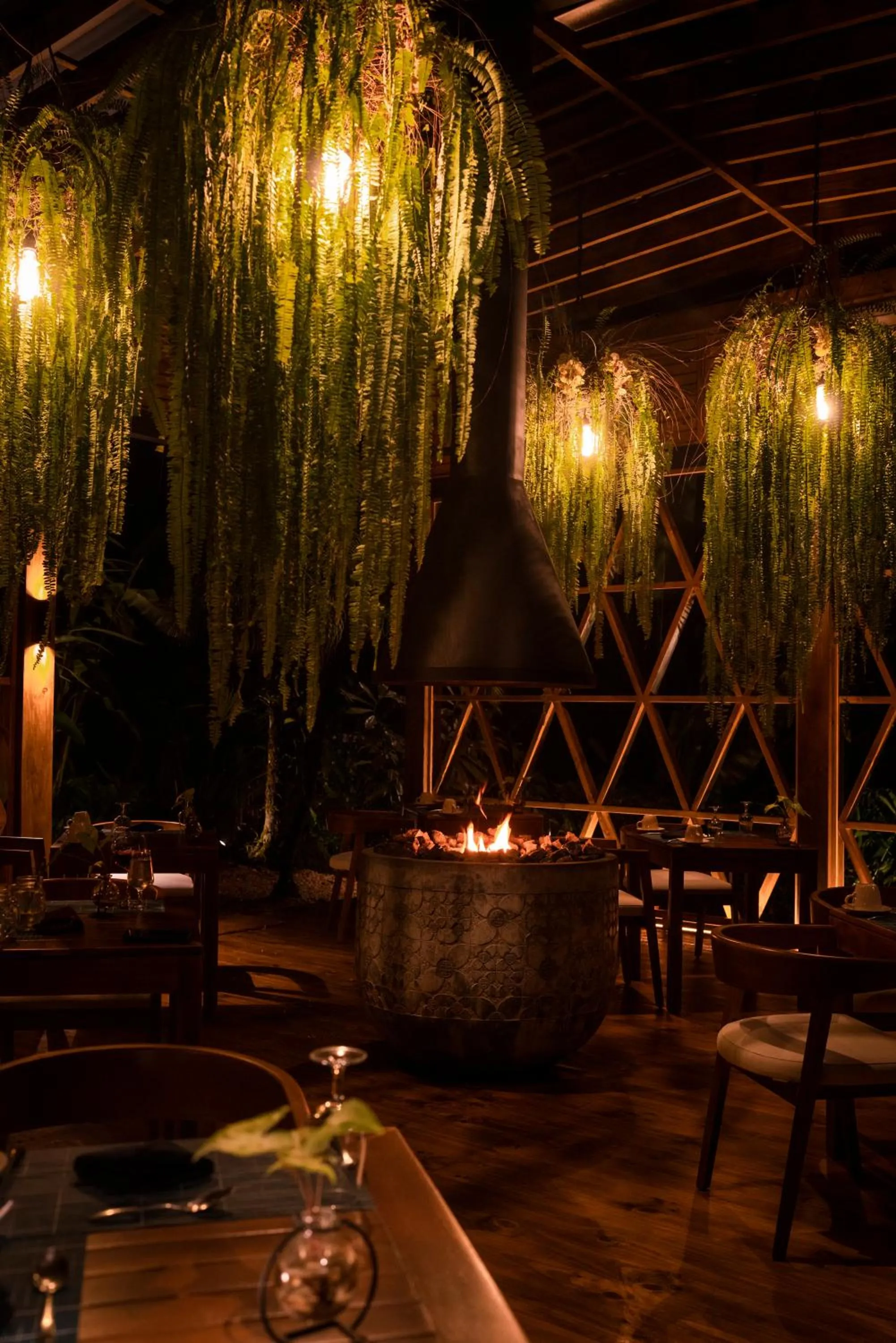 Restaurant/places to eat in Oxygen Jungle Villas & Spa