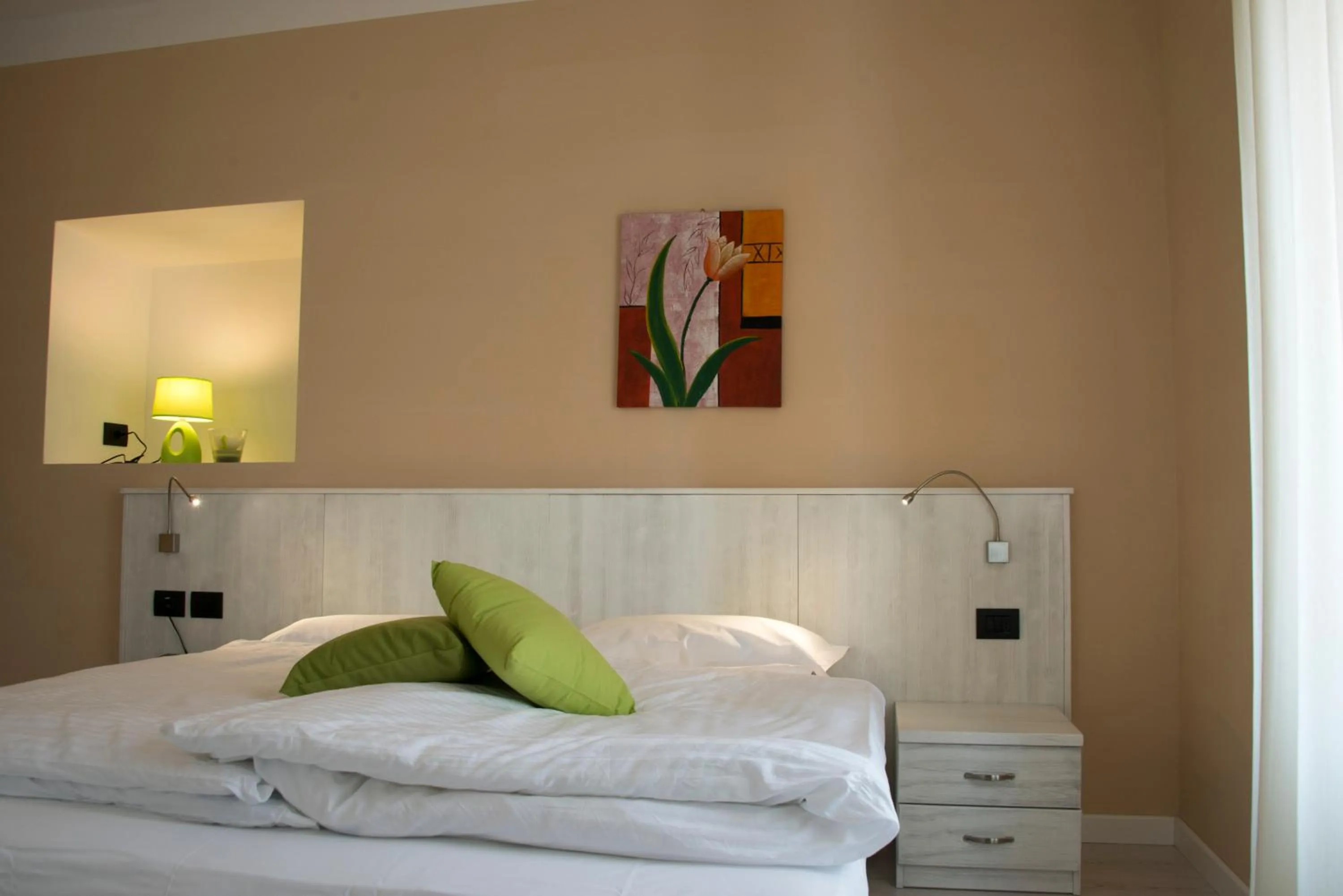 Photo of the whole room, Bed in Hotel du Lac Parc & Residence