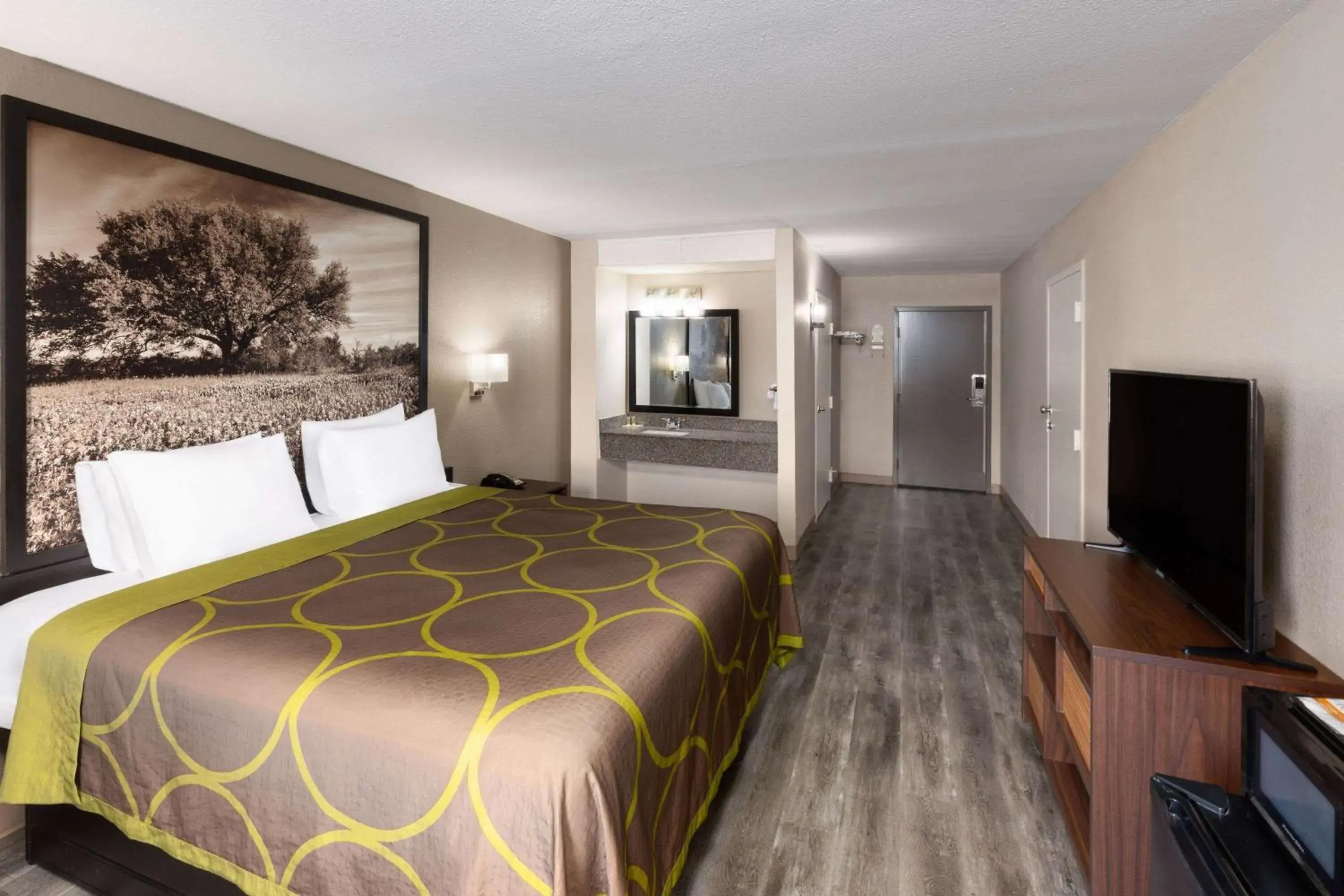 King Room - Non-Smoking in Super 8 by Wyndham Buffalo King Room - Non-Smoking in Super 8 by Wyndham Buffalo