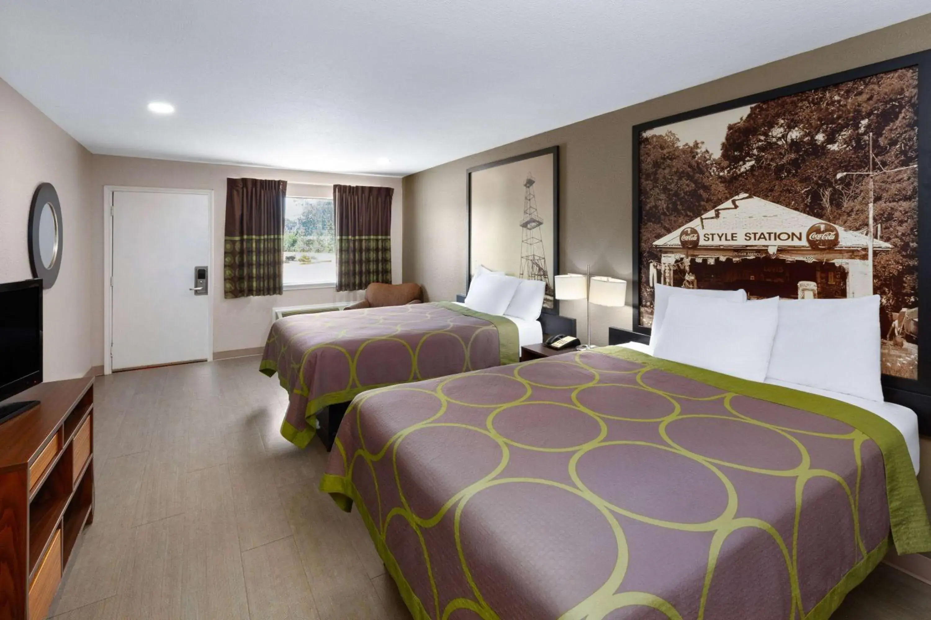 Queen Room with Two Queen Beds - Smoking in Super 8 by Wyndham Buffalo Queen Room with Two Queen Beds - Smoking in Super 8 by Wyndham Buffalo