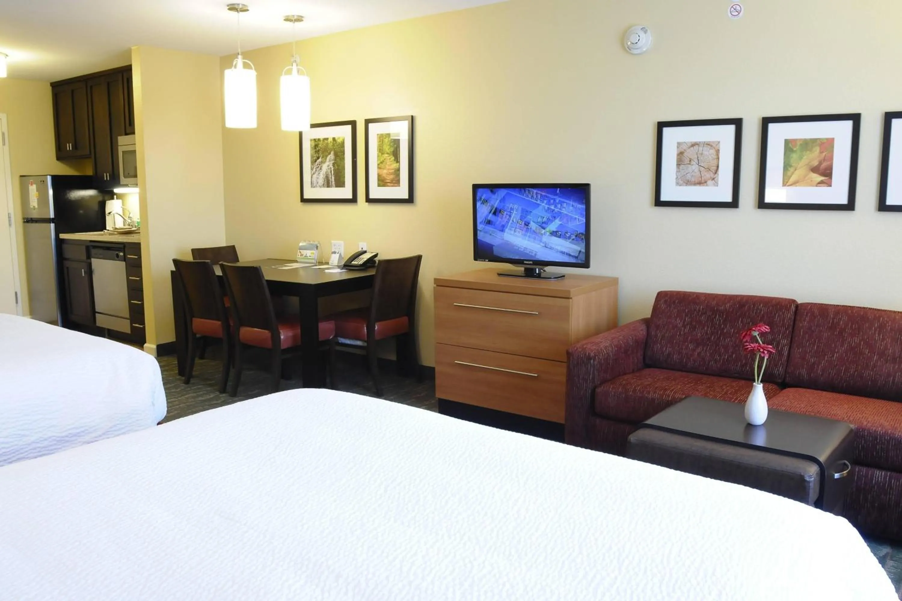 Photo of the whole room, Bed in TownePlace Suites Redding