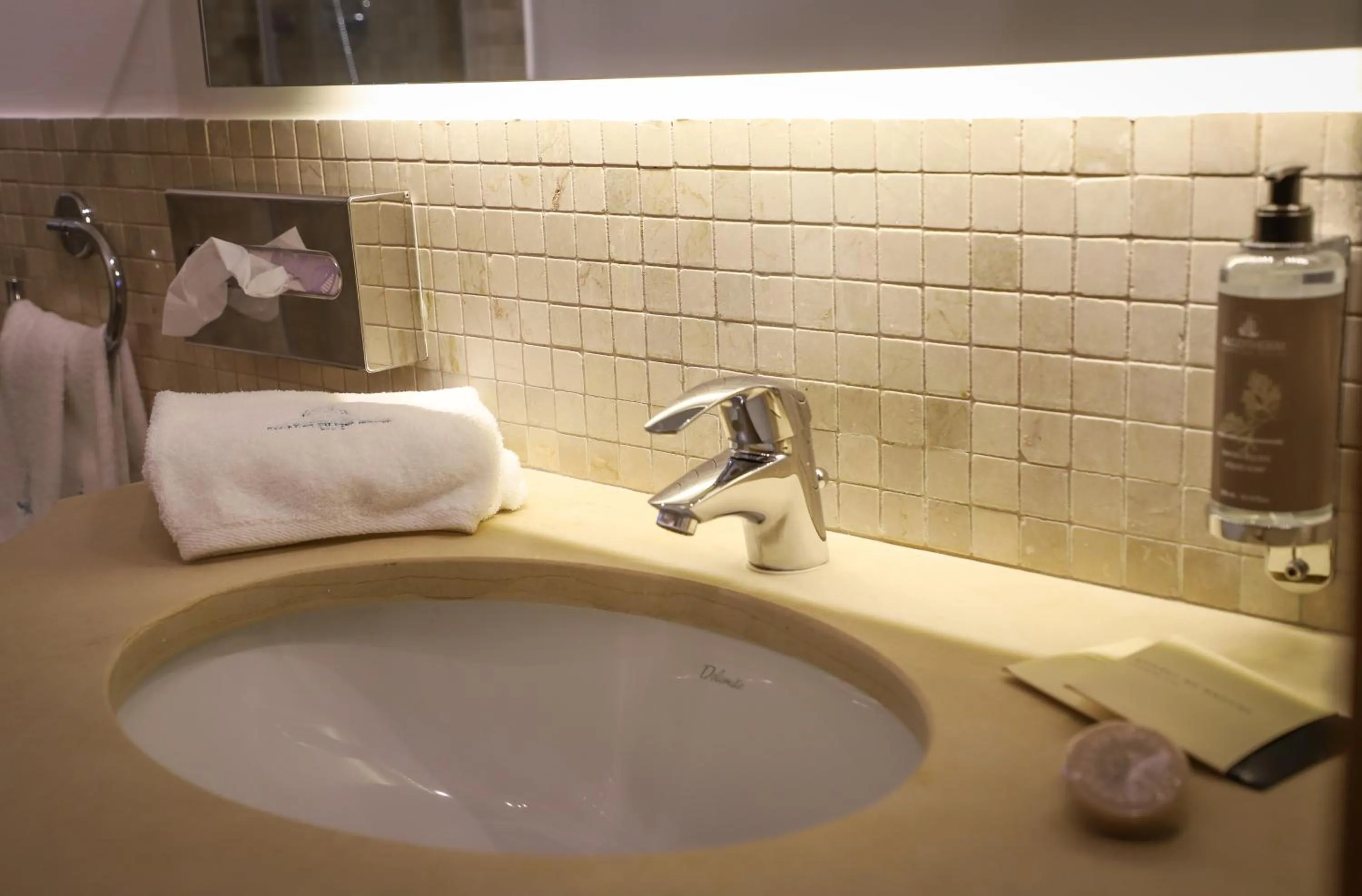 Bathroom in Palazzo Filisio - Regia Restaurant