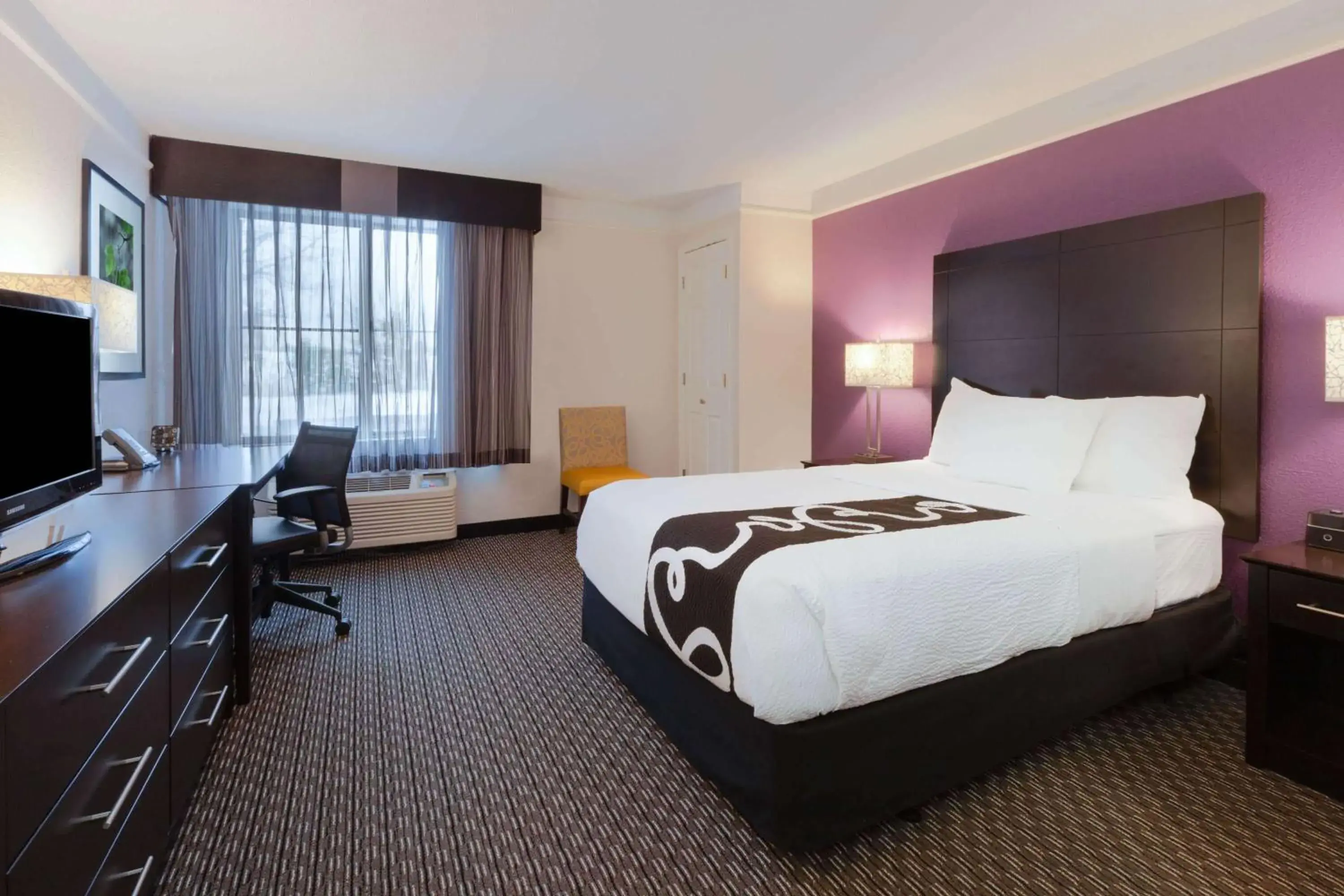 Double Room - Mobility Access/Non-Smoking in La Quinta by Wyndham Detroit Utica Double Room - Mobility Access/Non-Smoking in La Quinta by Wyndham Detroit Utica