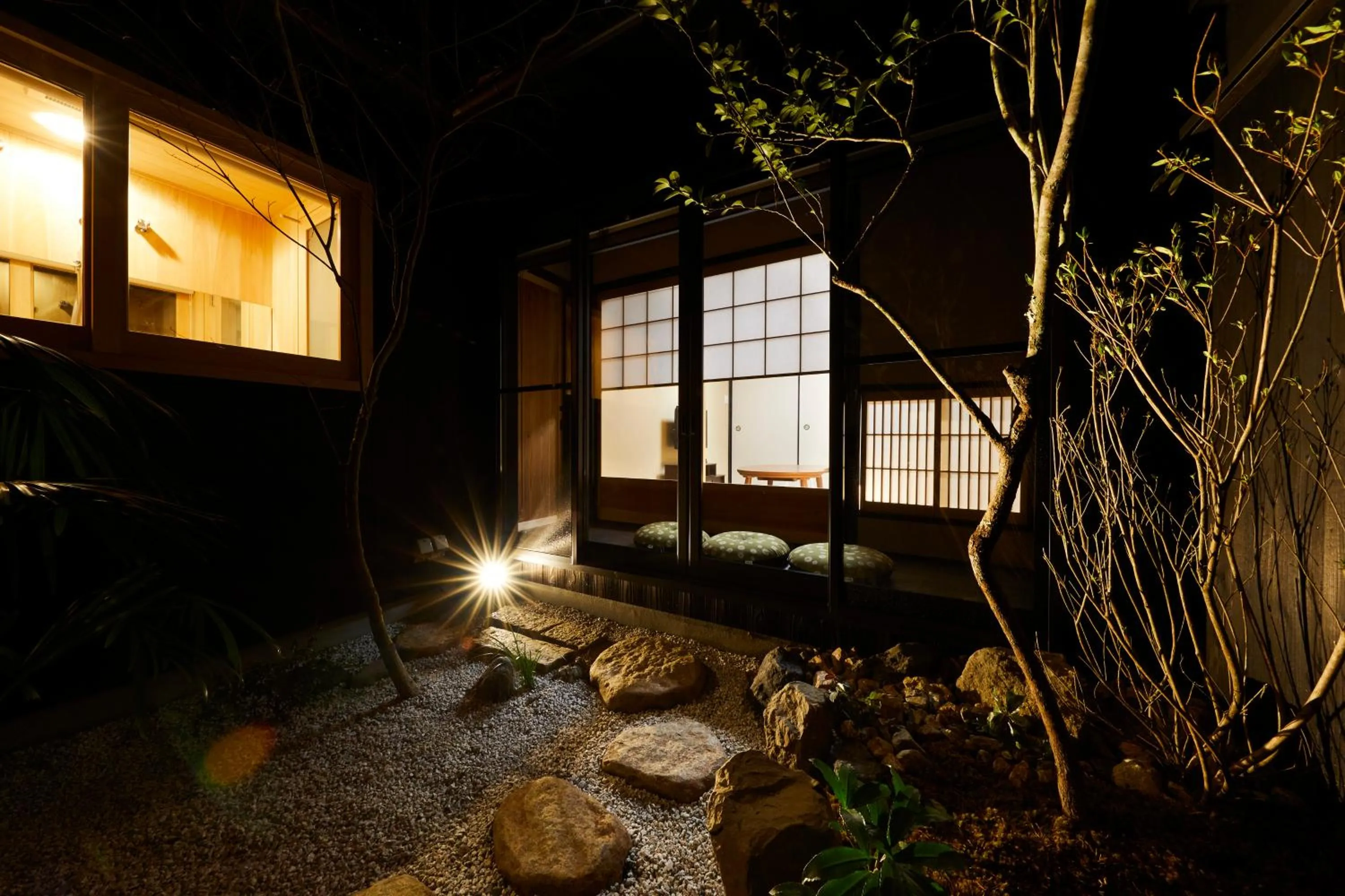 Garden in Rinn Tenjincho