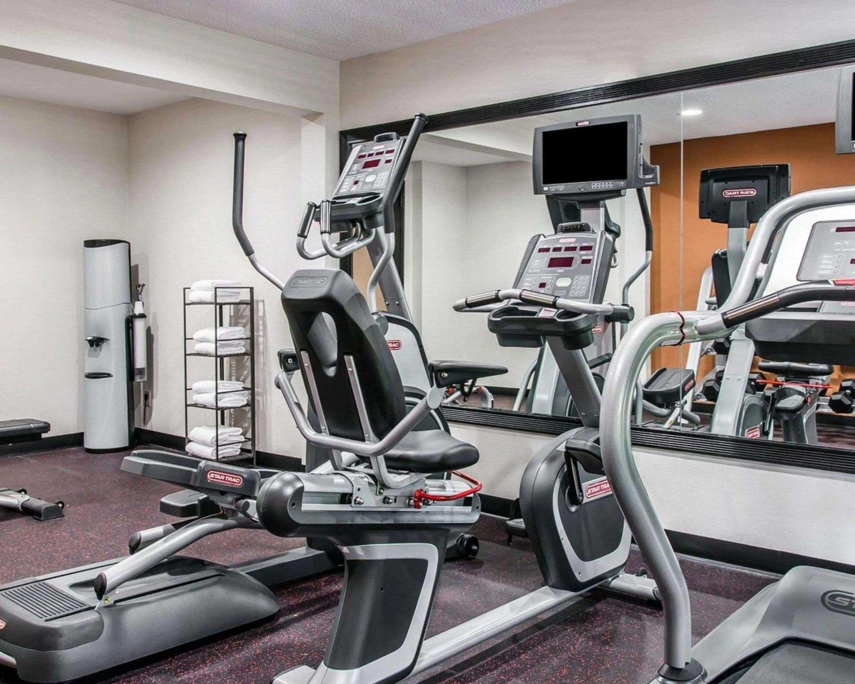 Fitness centre/facilities in Quality Inn & Suites Warren - Detroit