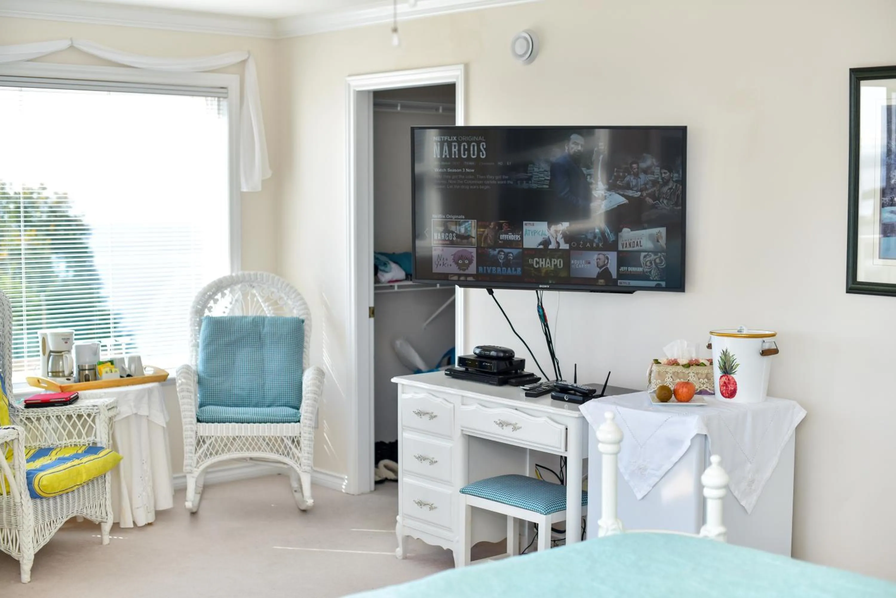 TV and multimedia in Star of the Sea guest house