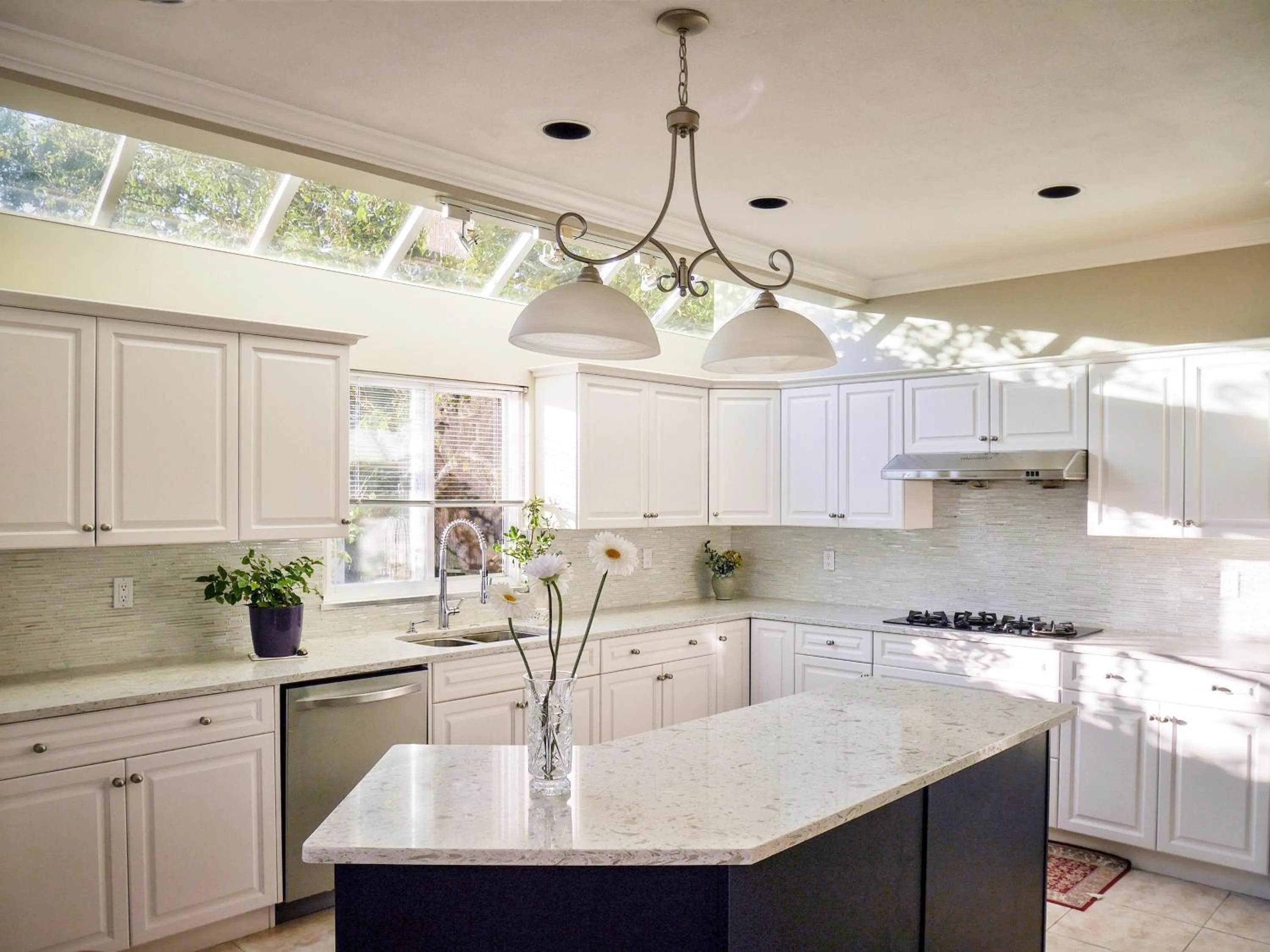Kitchen or kitchenette in Star of the Sea guest house