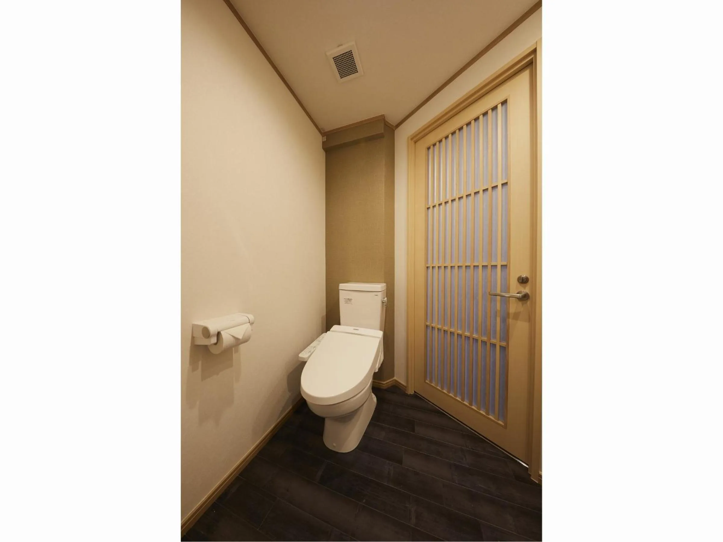 Toilet in Rinn Miyagawacho Grande