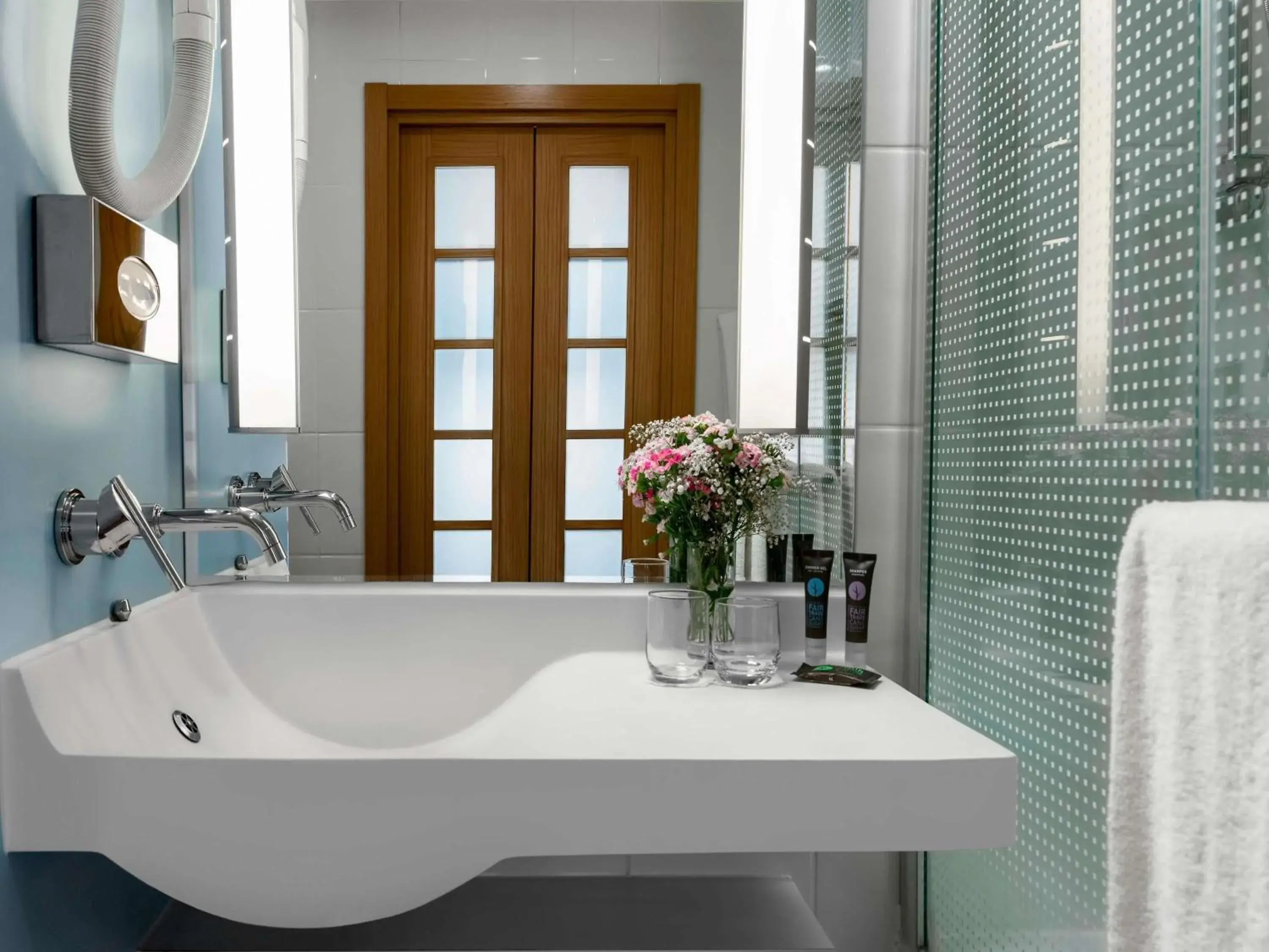 Superior Twin Room in Novotel Trabzon Superior Twin Room in Novotel Trabzon