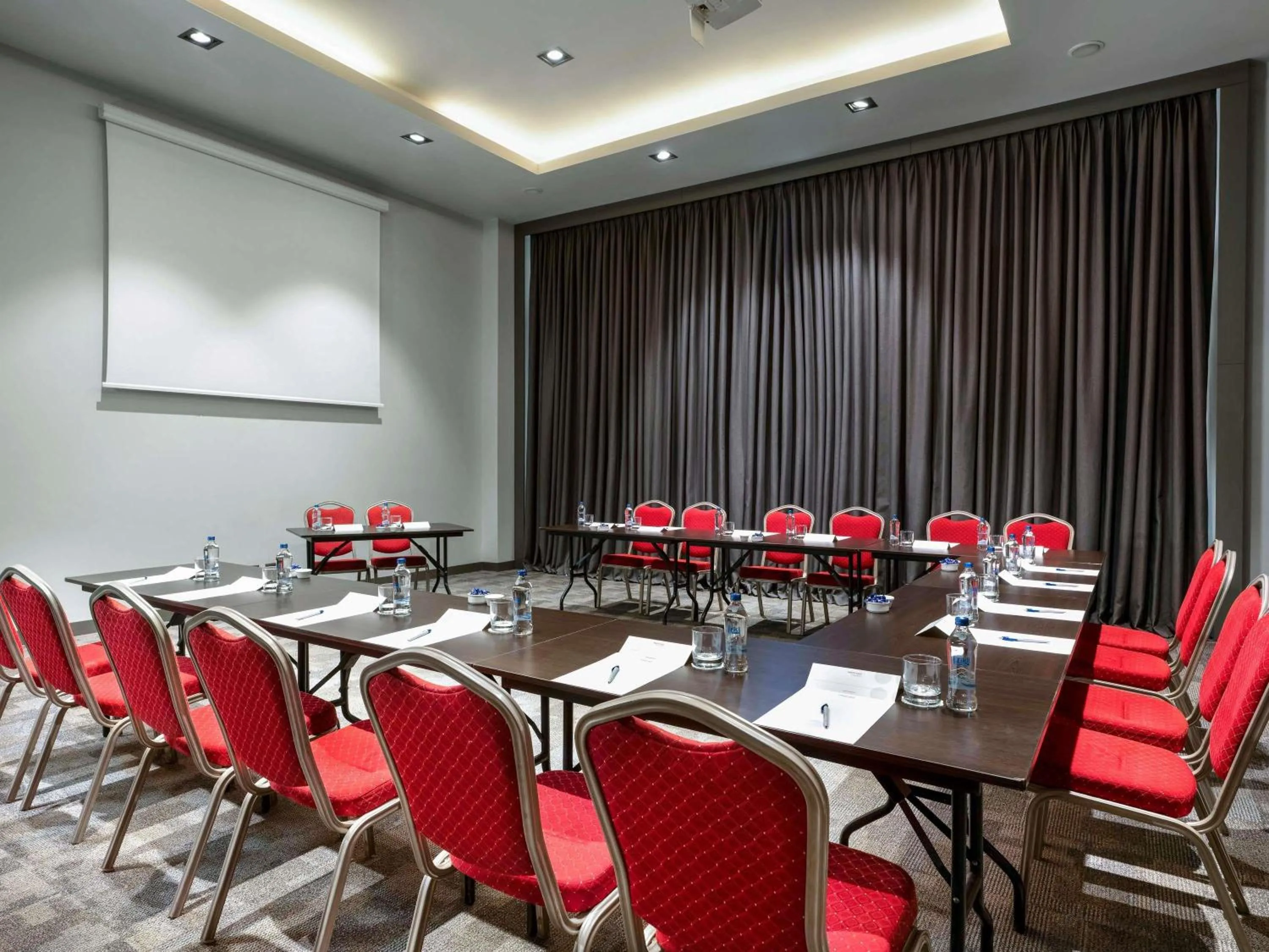 Meeting/conference room in Novotel Trabzon
