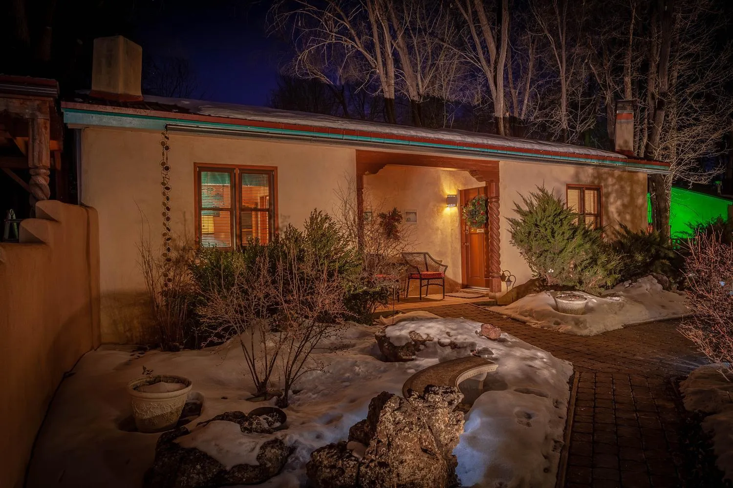 Property building in Dreamcatcher B&B