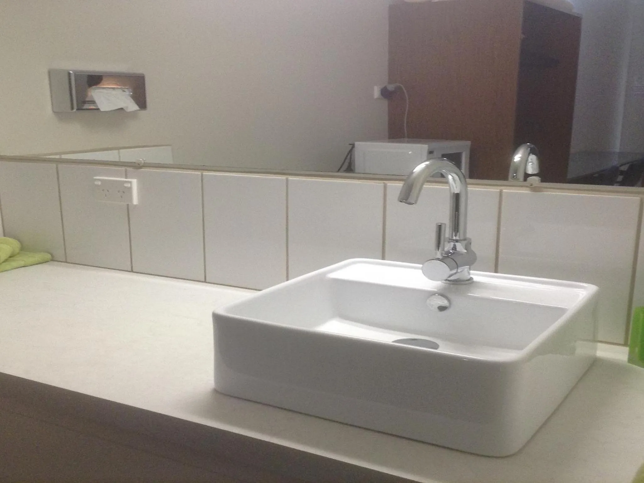 Area and facilities in Admella Motel