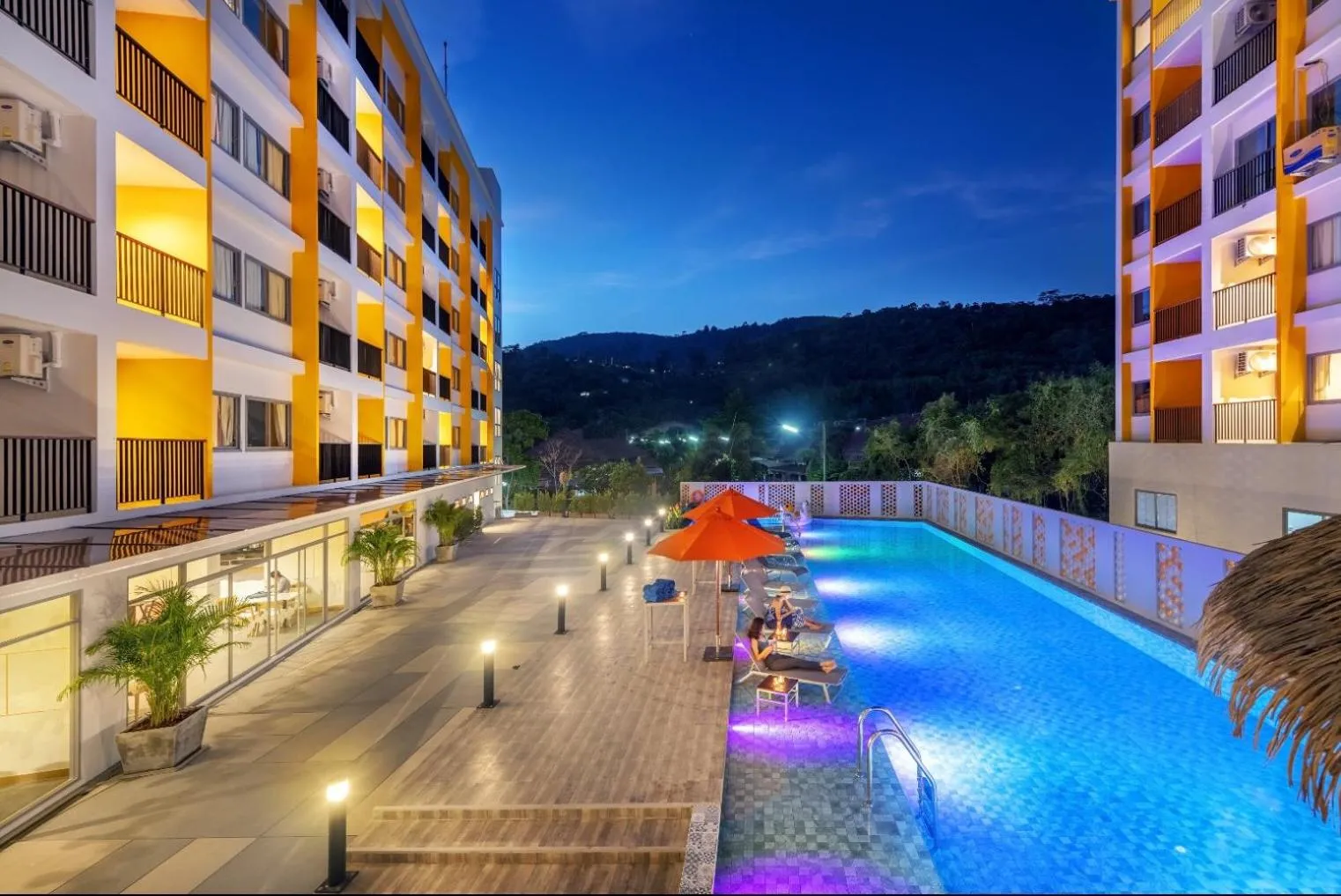Pool view in Beehive Boutique Hotel Phuket